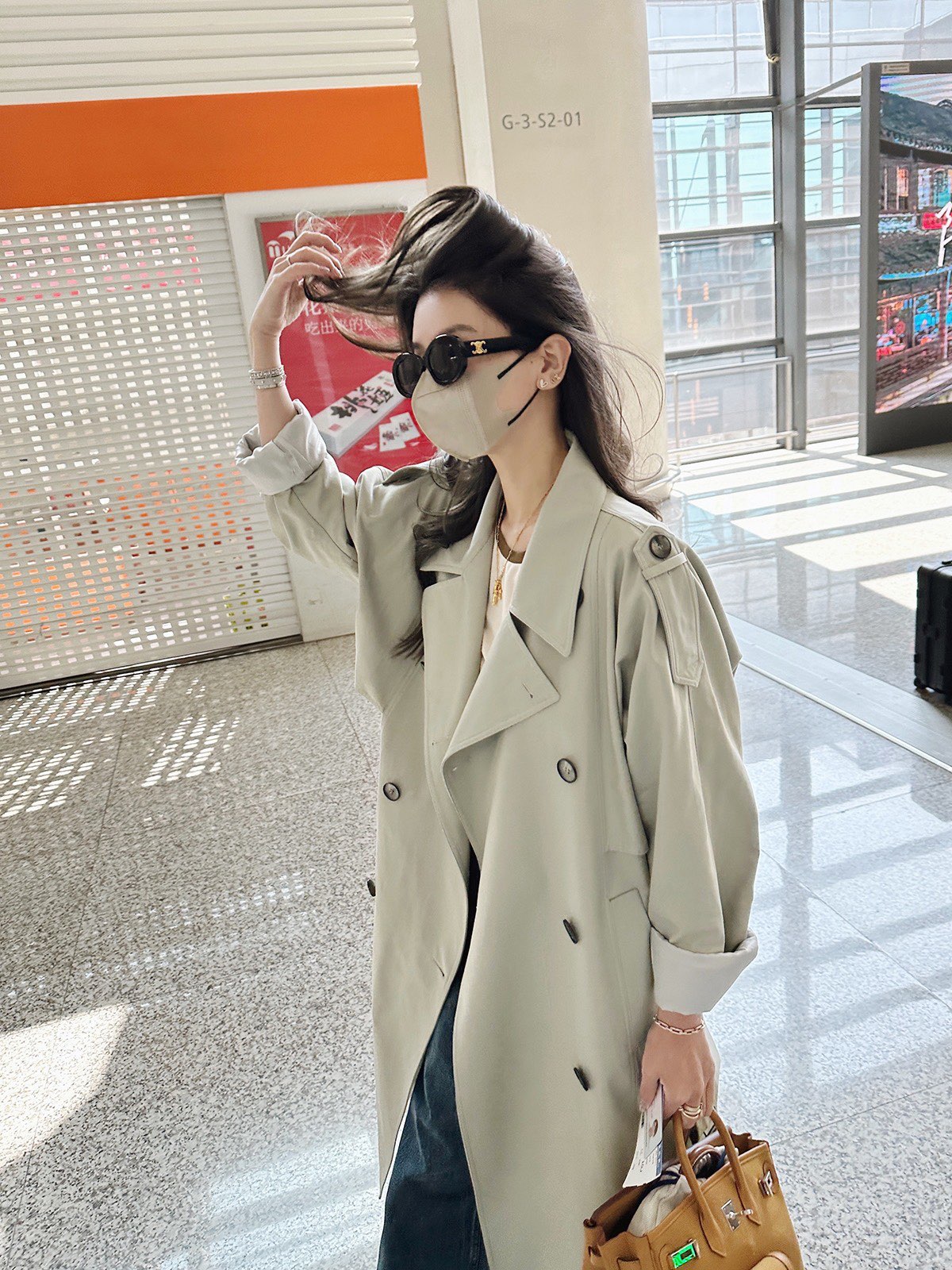 Elegant Women's Double-Breasted Trench Coat with Belted Waist - Light Green