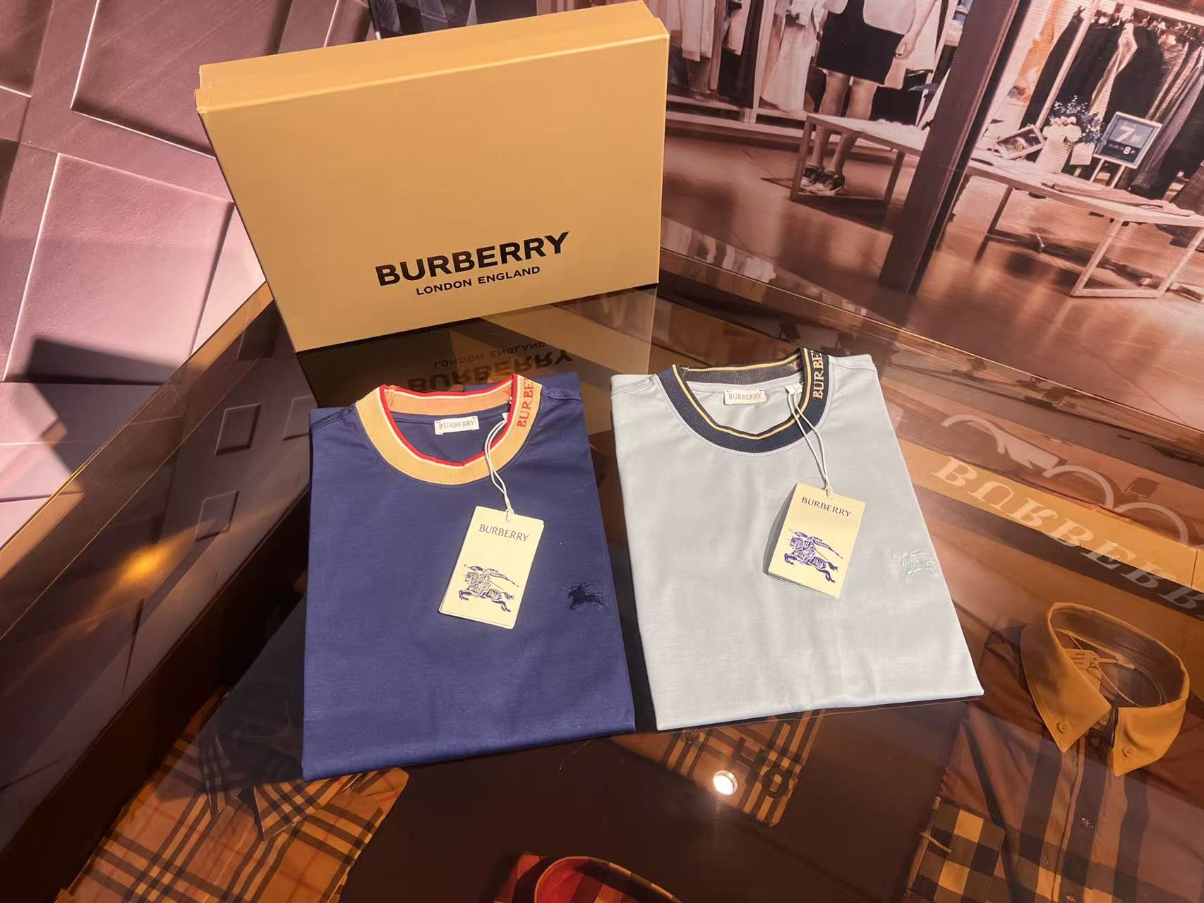 Burberry Navy Cotton T-Shirt with Check Trim Crewneck - Casual Fit 8 i1748693574117 1869 0 1