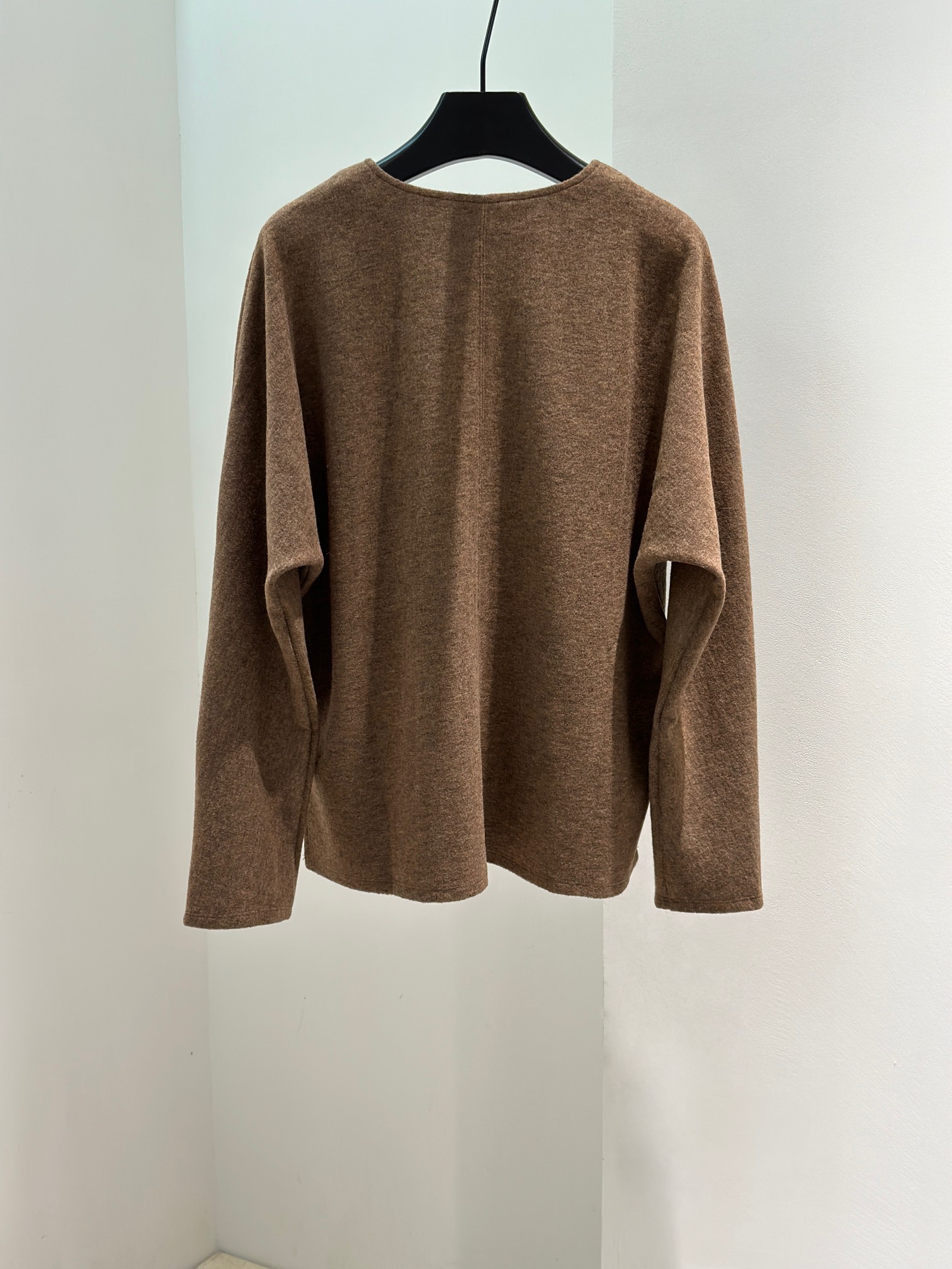 Elegant Women's Brown V-Neck Long Sleeve Top with Side Slit Loose Fit 6 a1756374716287 6173