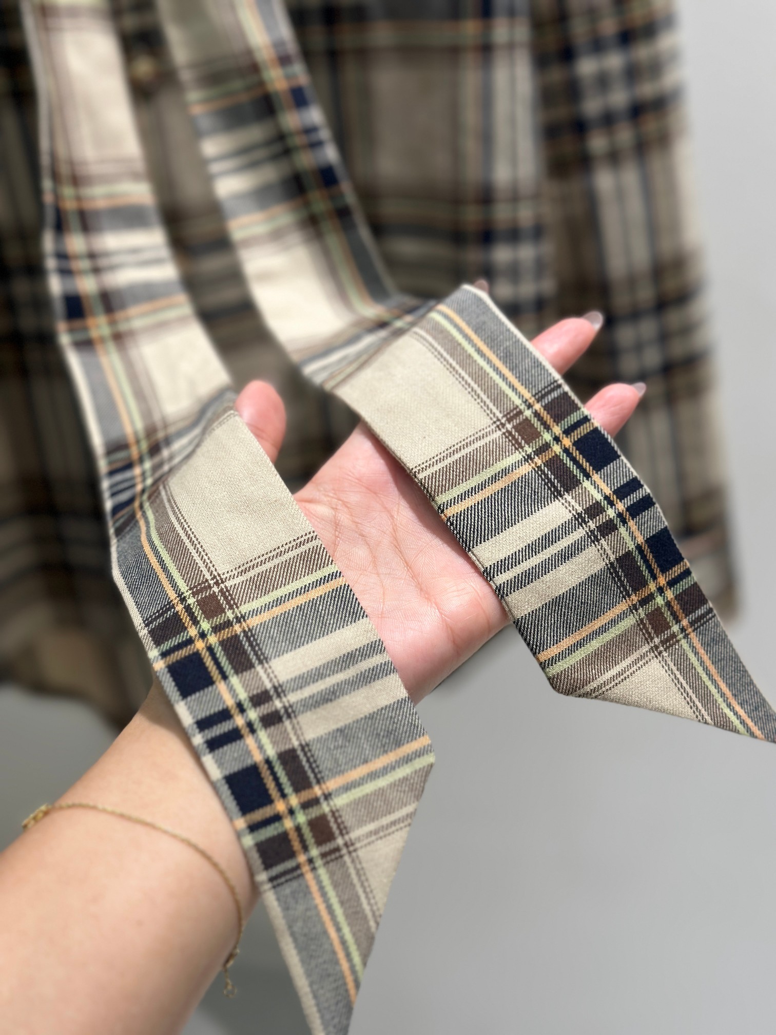 Women's Plaid Bow Tie Blouse - British Style Long Sleeve Shirt 6 a1756710988415 1303