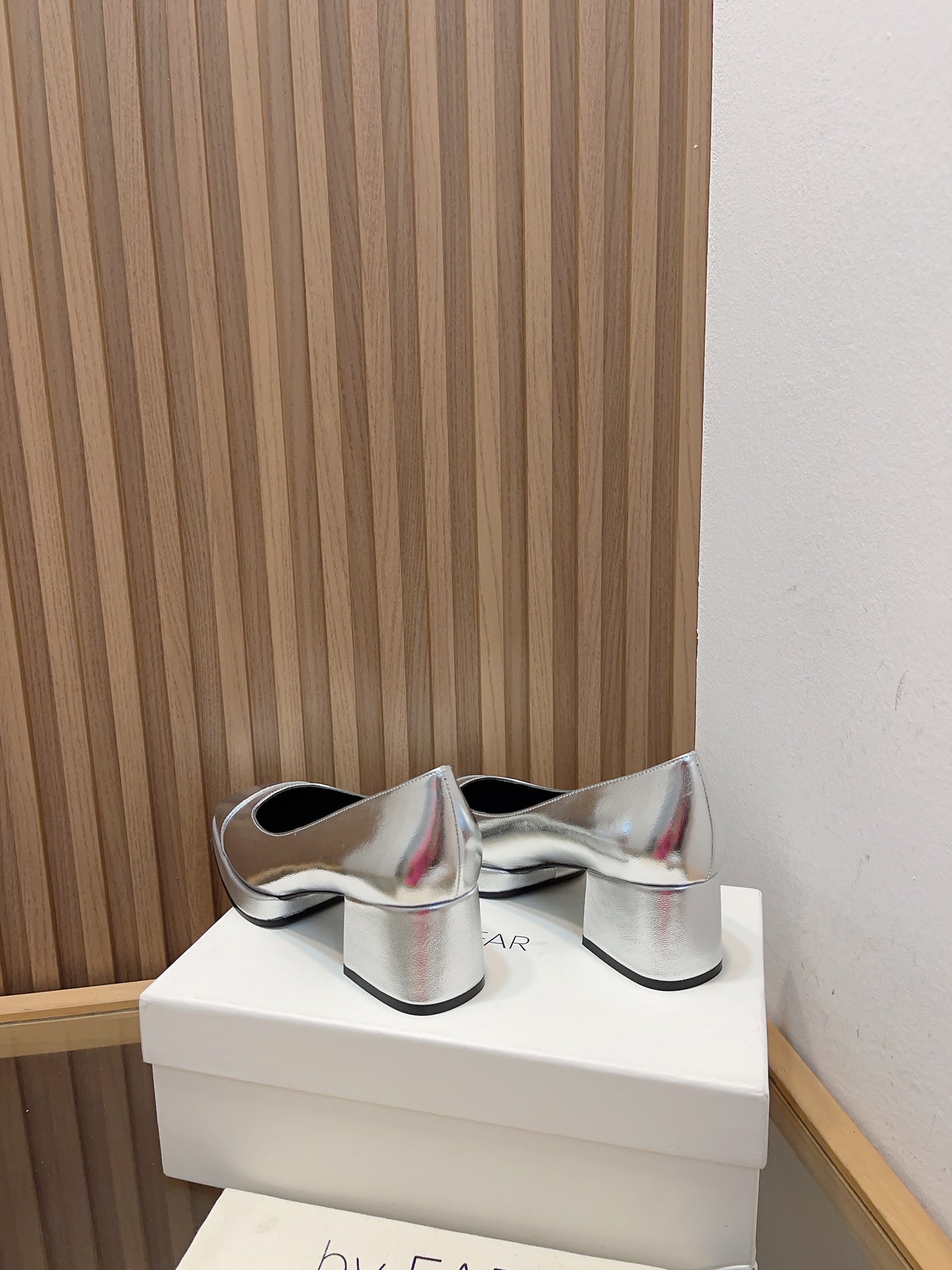 New Coarse Water Table Soles for Spring and Summer: Quality Design with Cold Wind Vibe - 图片 5