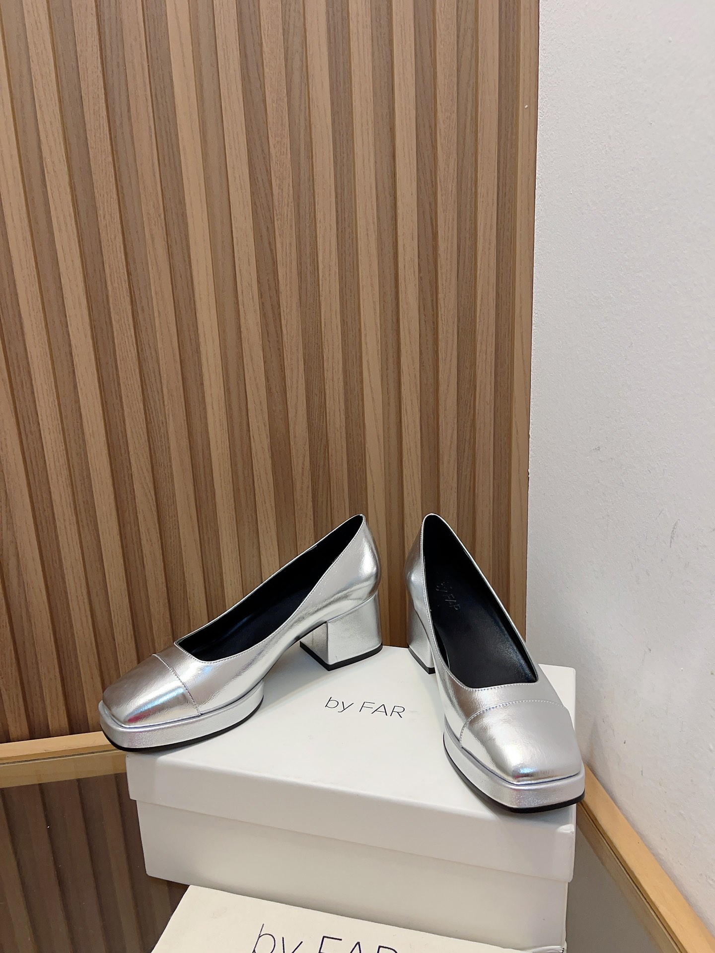 New Coarse Water Table Soles for Spring and Summer: Quality Design with Cold Wind Vibe - 图片 3