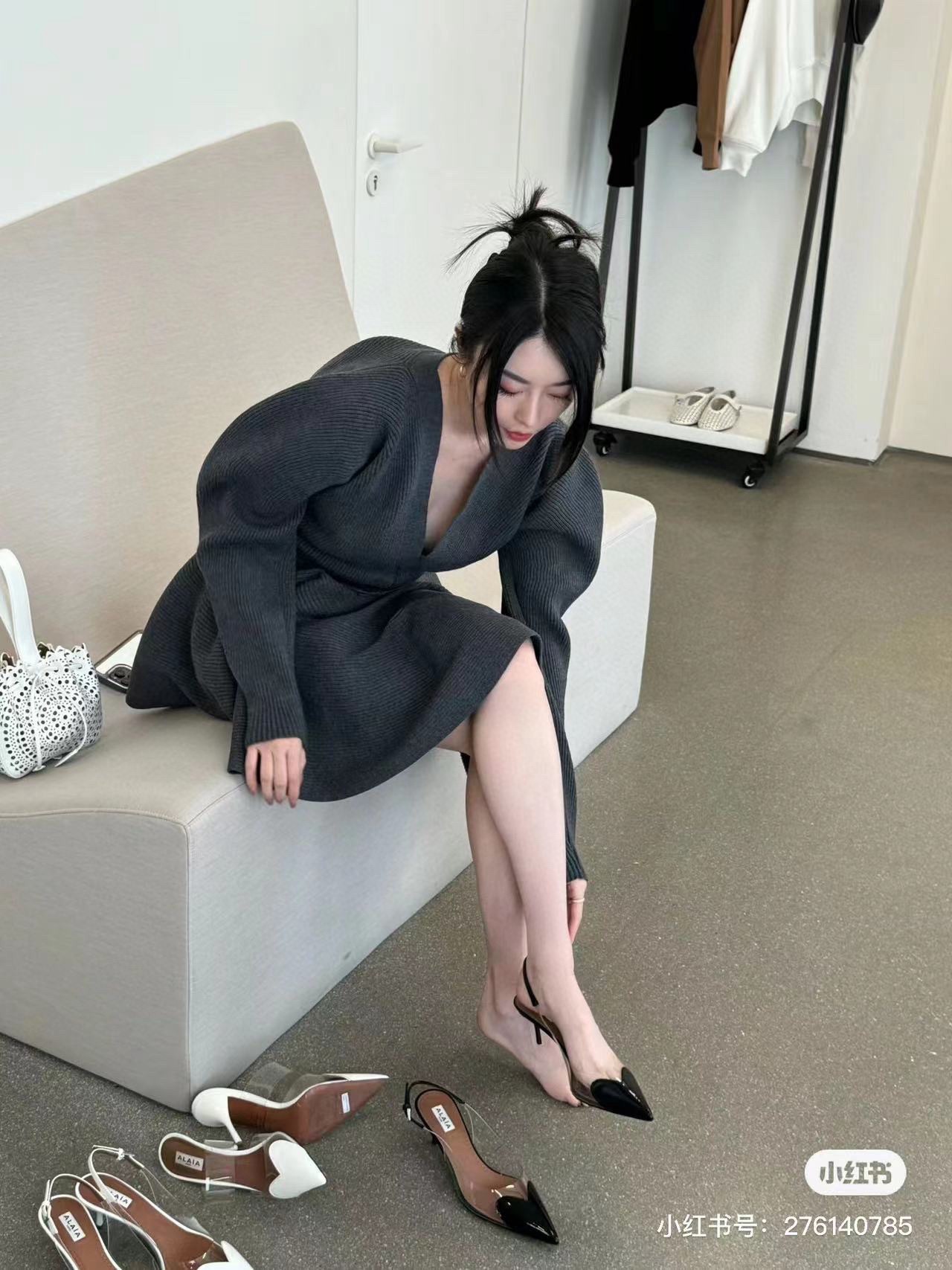 NO:265435,Pictures of footwear, high heels, sandals, high heels19860909上脚图,高跟鞋凉鞋,sandals,high heels,Women's Shoes