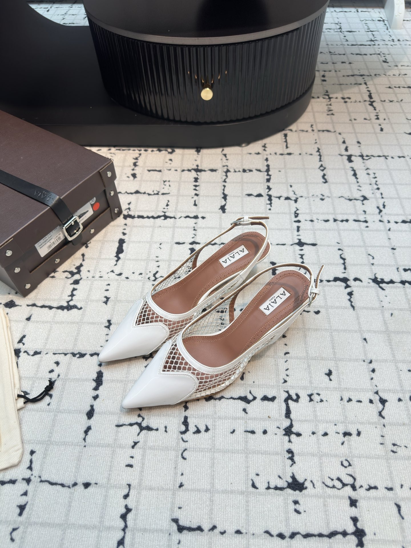 Alaïa Heart Slingback Heels - White Leather & Mesh, 5cm Heel Height 4 i1721827832 1171 7