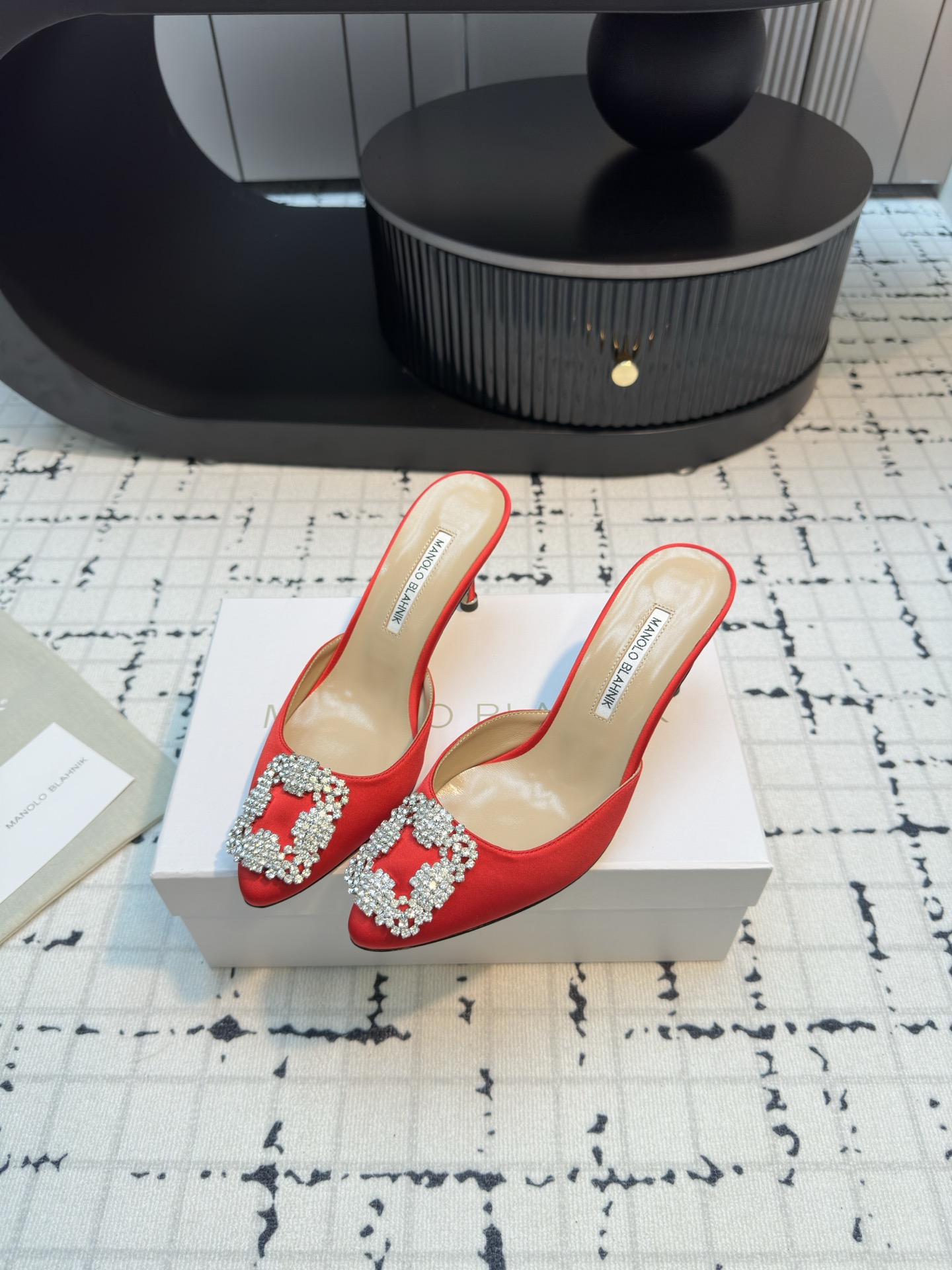 Magolo BlahnlK Classic Slippers: Premium Quality Shoes for Fashionable Women - 图片 3