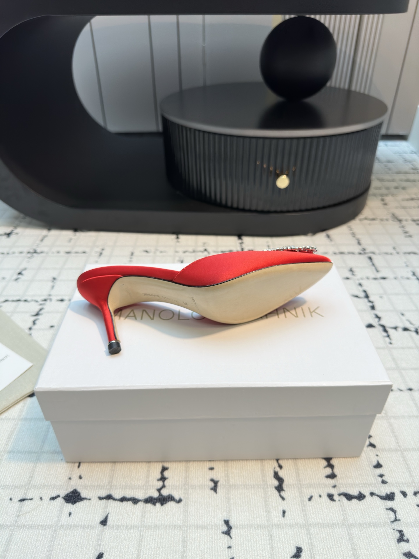 Magolo BlahnlK Classic Slippers: Premium Quality Shoes for Fashionable Women - 图片 7