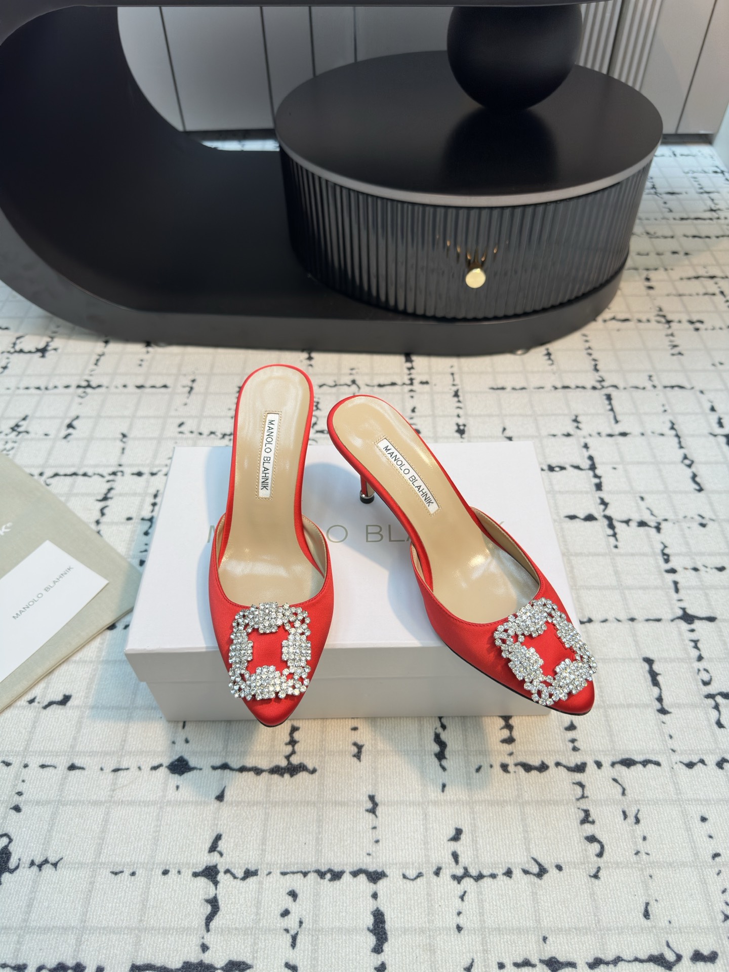 Magolo BlahnlK Classic Slippers: Premium Quality Shoes for Fashionable Women - 图片 5