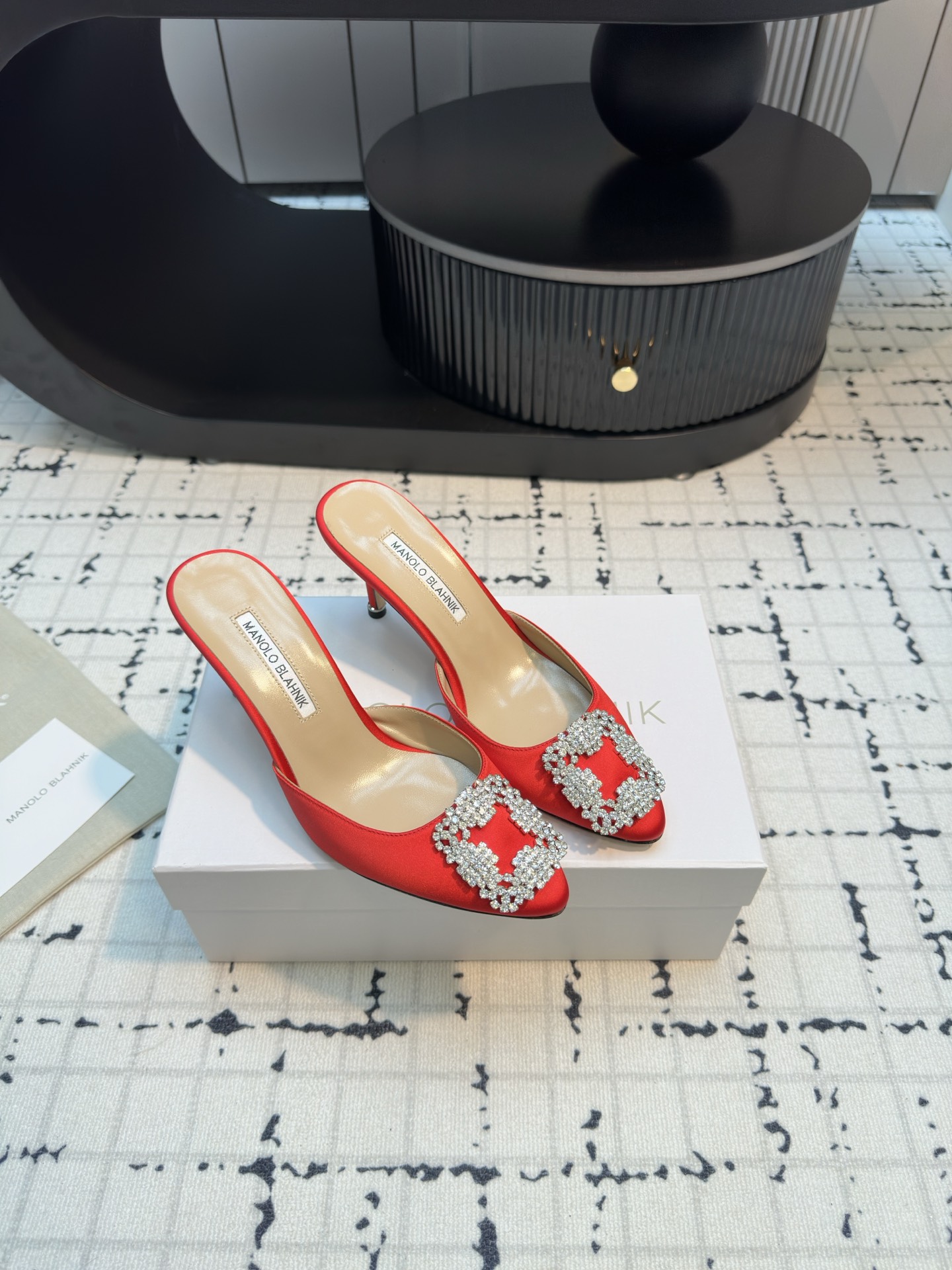 Magolo BlahnlK Classic Slippers: Premium Quality Shoes for Fashionable Women - 图片 2