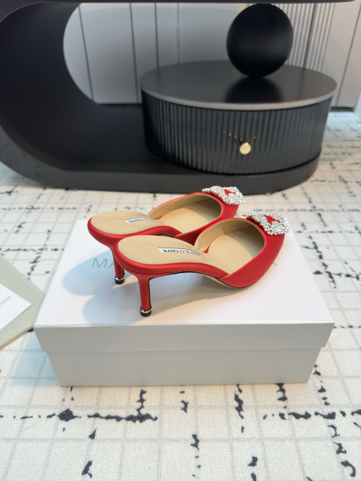 Magolo BlahnlK Classic Slippers: Premium Quality Shoes for Fashionable Women - 图片 6