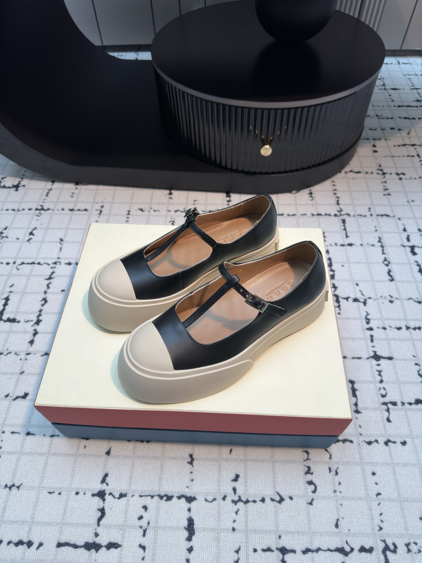 Marni Women's T-Strap Mary Jane Platform Shoes - Comfortable & Stylish 2 i1724483867 9046 0
