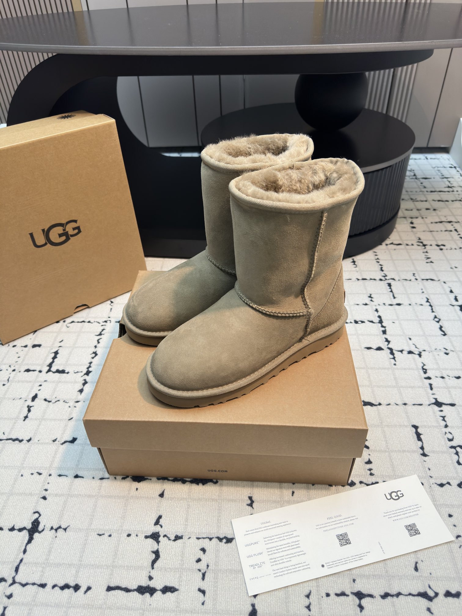 [UGG Women