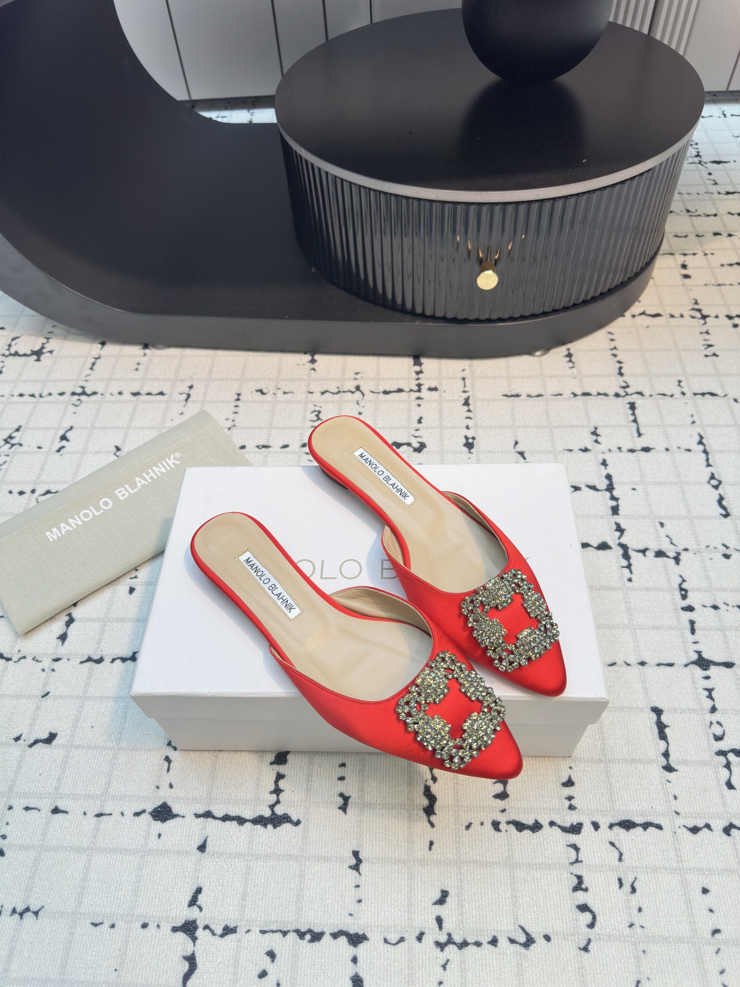 Magolo BlahnlK Classic Slippers: Premium Quality Shoes for Fashionable Women - 图片 2