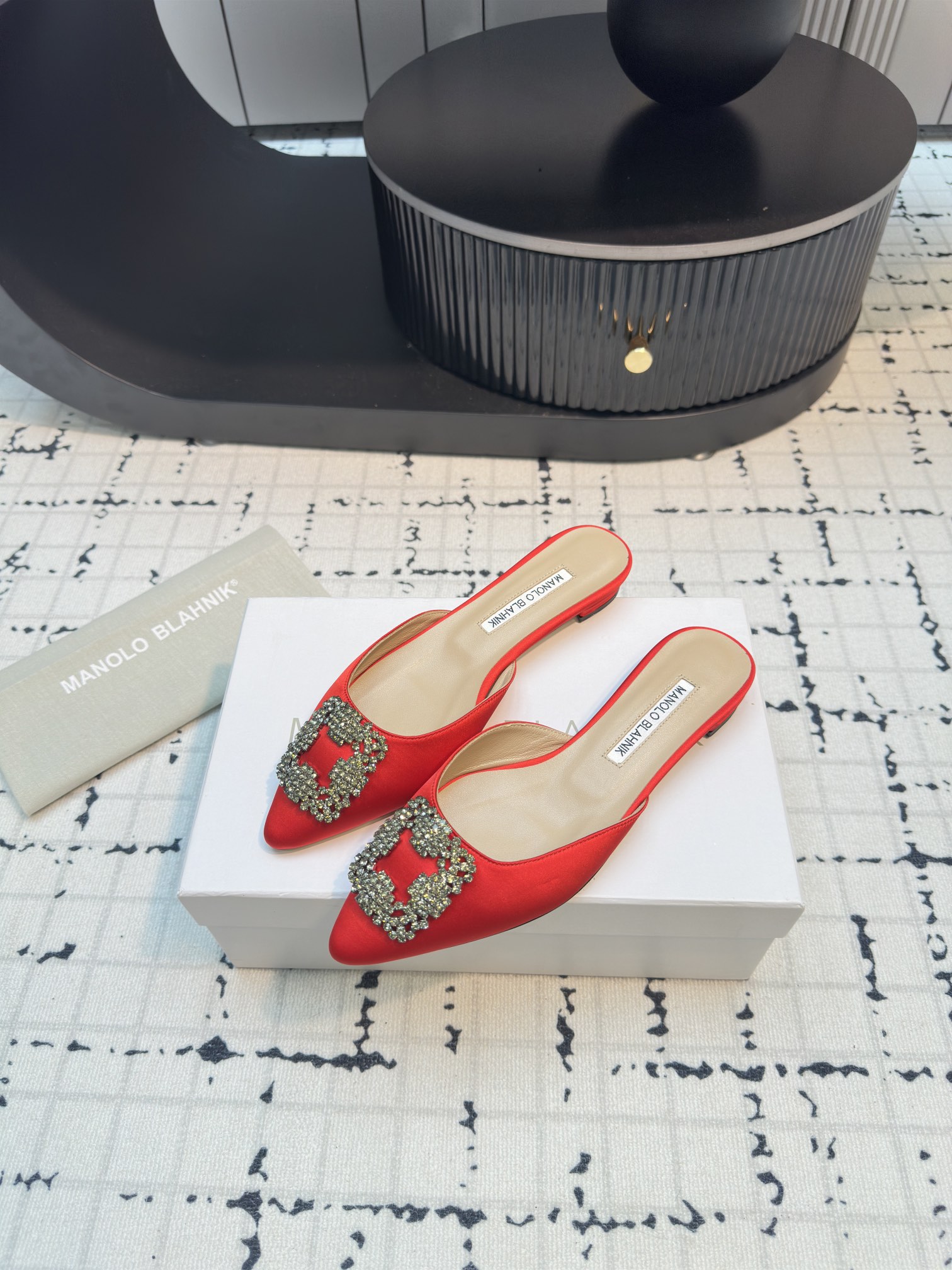 Magolo BlahnlK Classic Slippers: Premium Quality Shoes for Fashionable Women - 图片 3