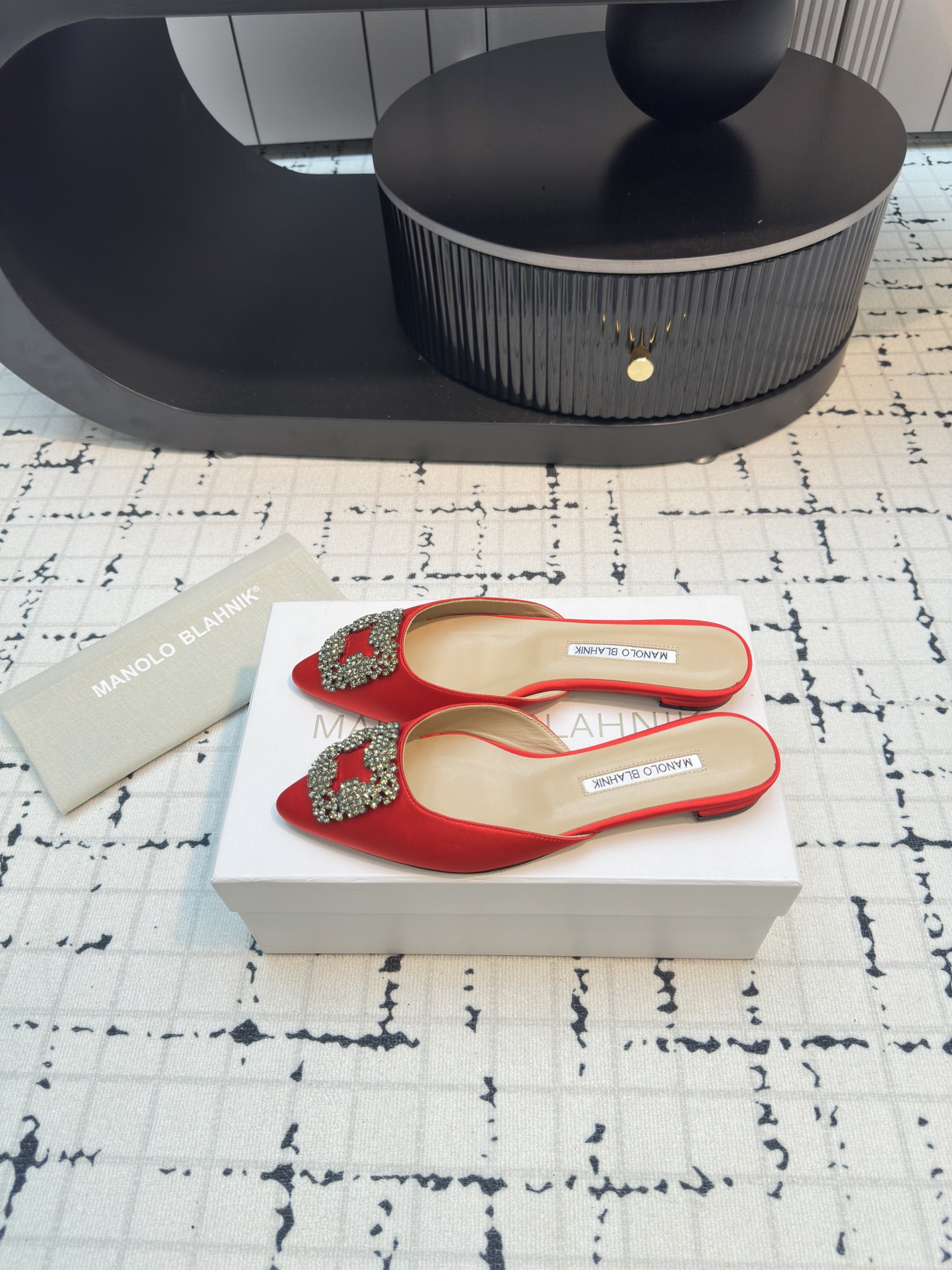Magolo BlahnlK Classic Slippers: Premium Quality Shoes for Fashionable Women - 图片 7