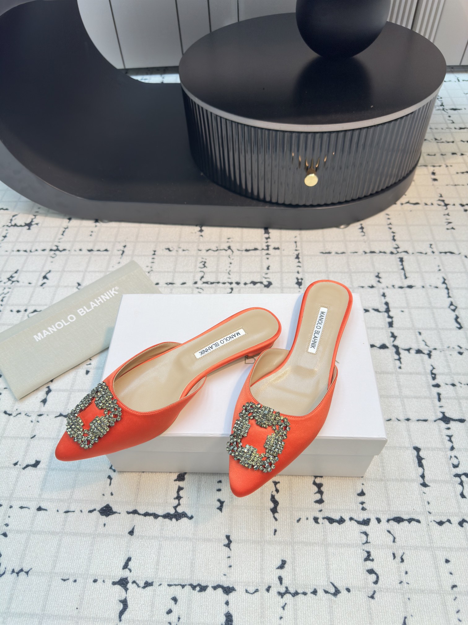 Magolo BlahnlK Classic Slippers: High-Quality Italian Imports for Fashionable Women - 图片 6