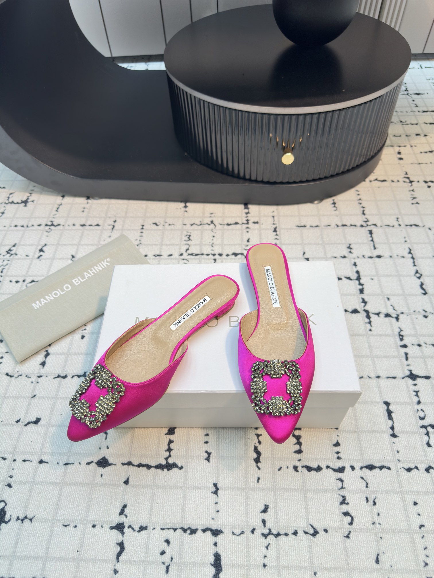 Magolo BlahnlK Classic Slippers: High-quality Italian Imports for Ultimate Comfort - 图片 4