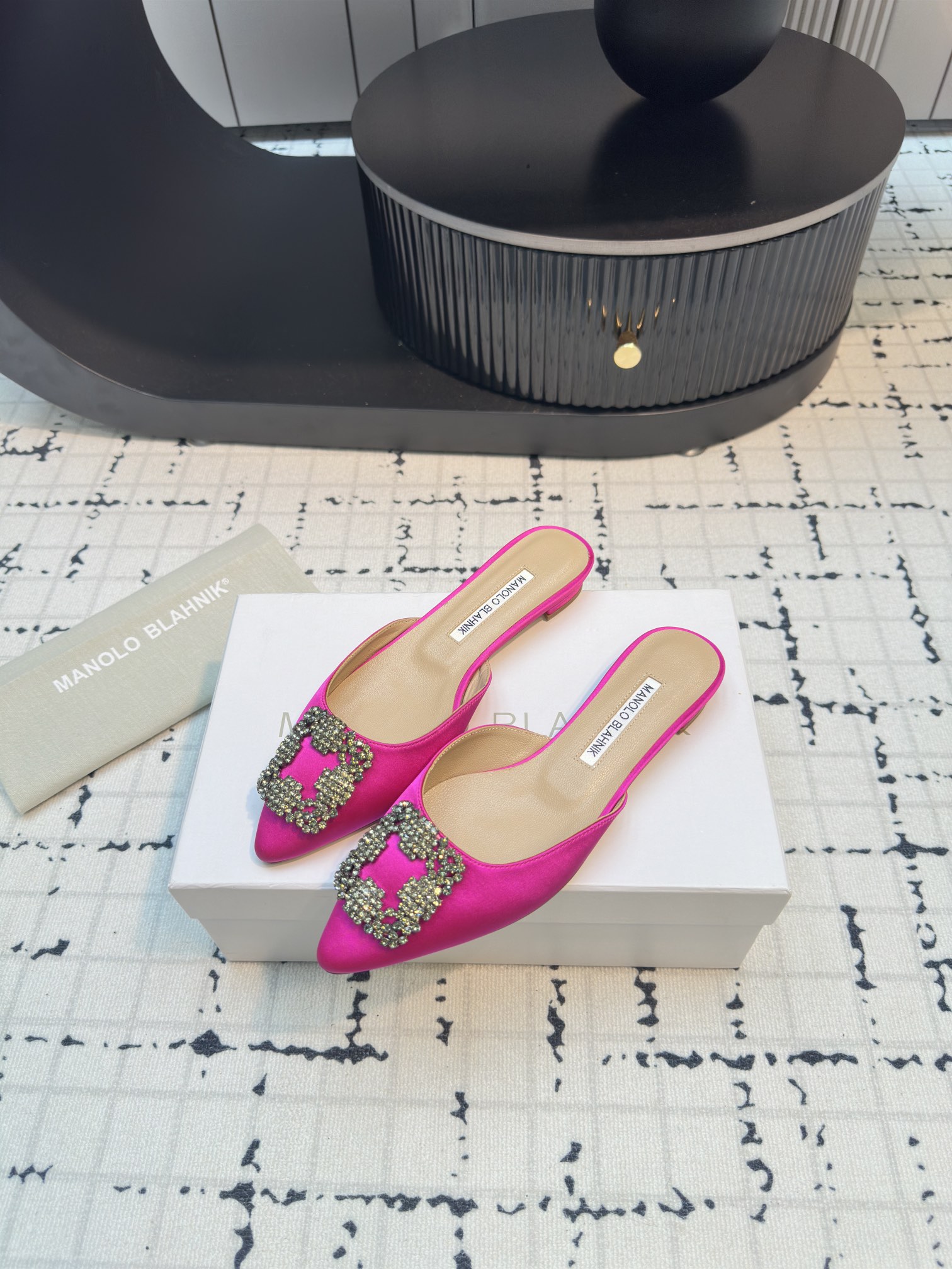 Magolo BlahnlK Classic Slippers: High-quality Italian Imports for Ultimate Comfort - 图片 3