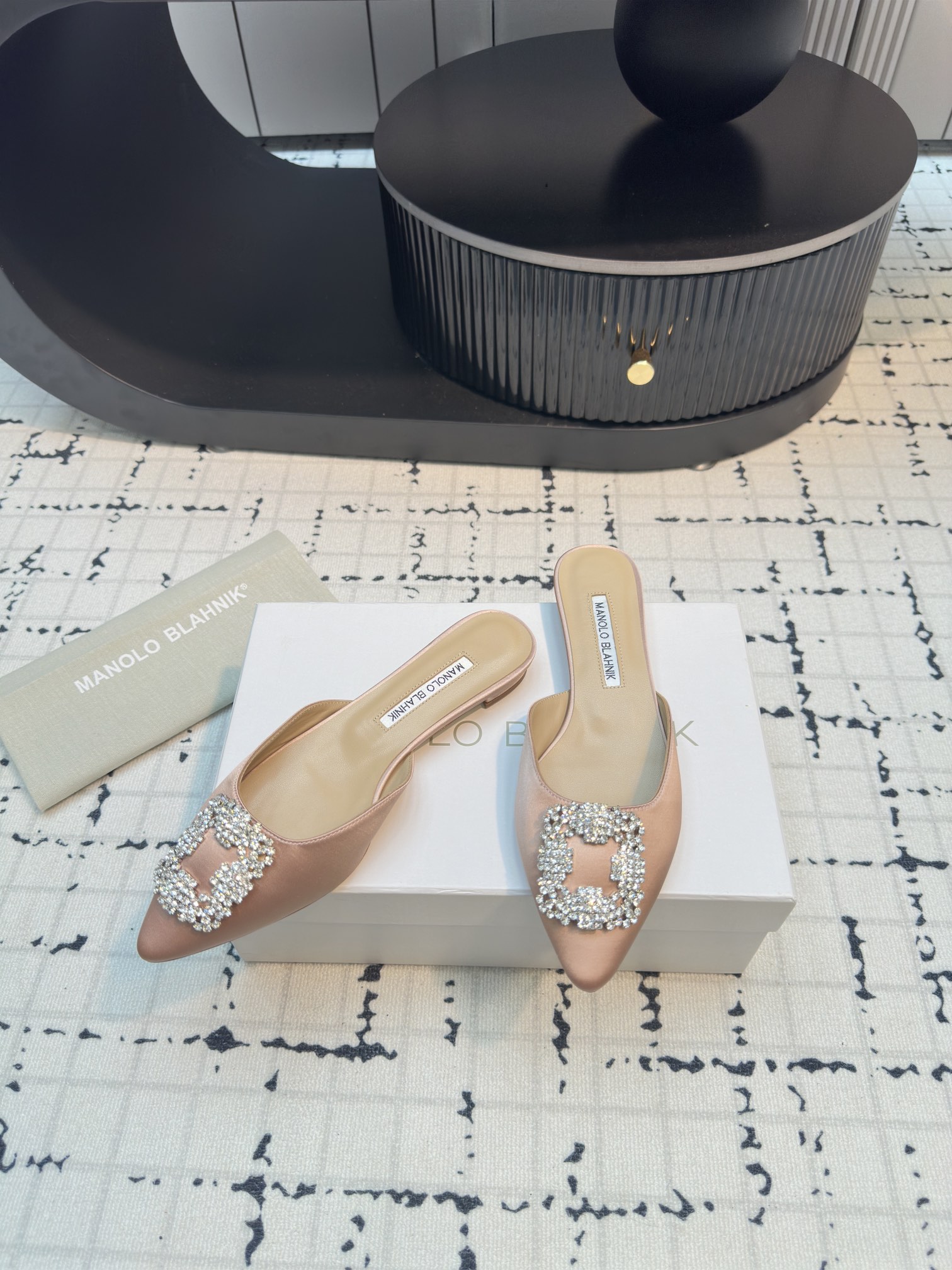 Magolo BlahnlK Classic Slippers: Premium Quality Shoes for Fashionable Women - 图片 4