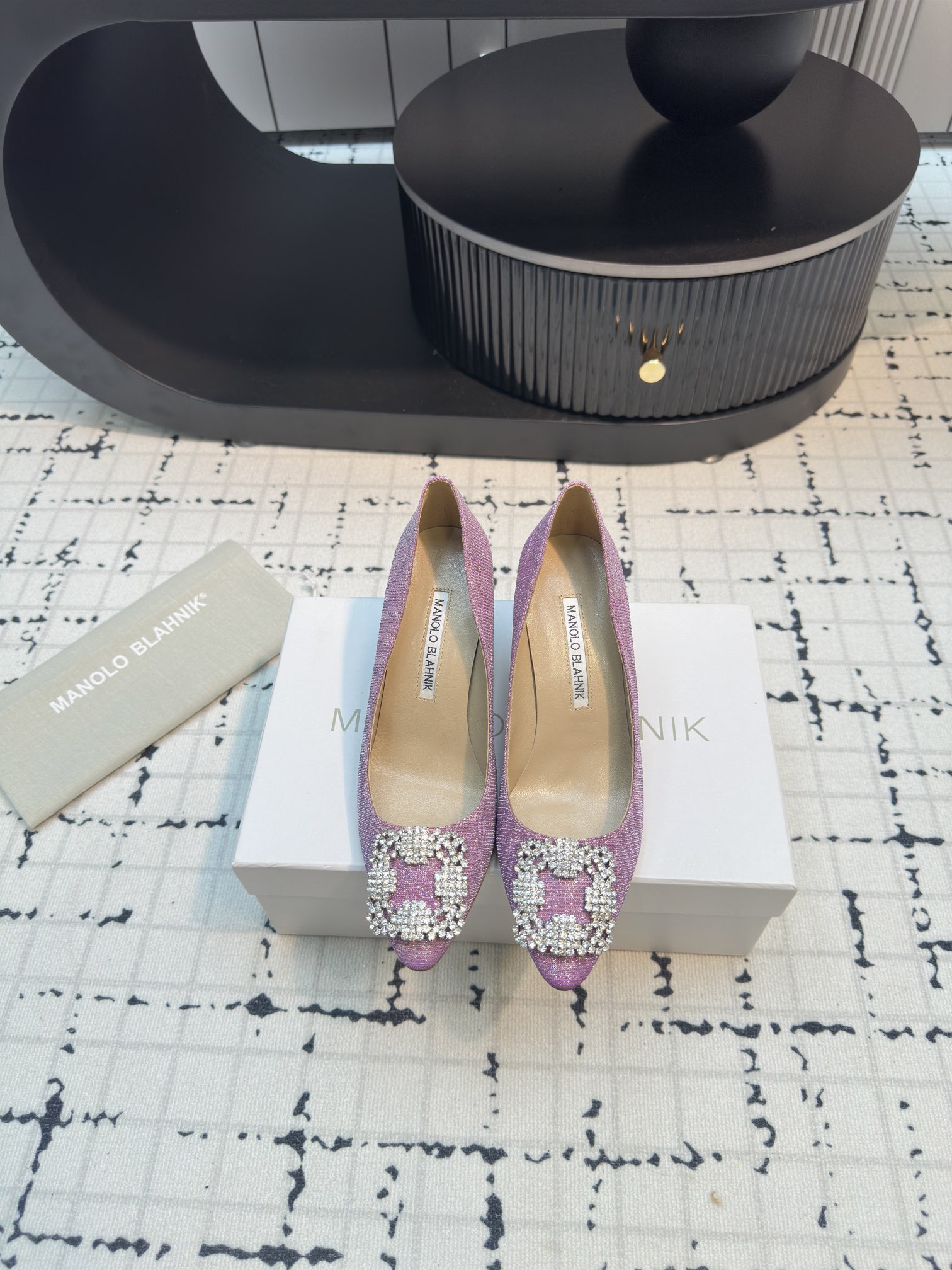 Manolo Blahnik: Quality Custom Footwear with Unique Design and Precision Craftsmanship