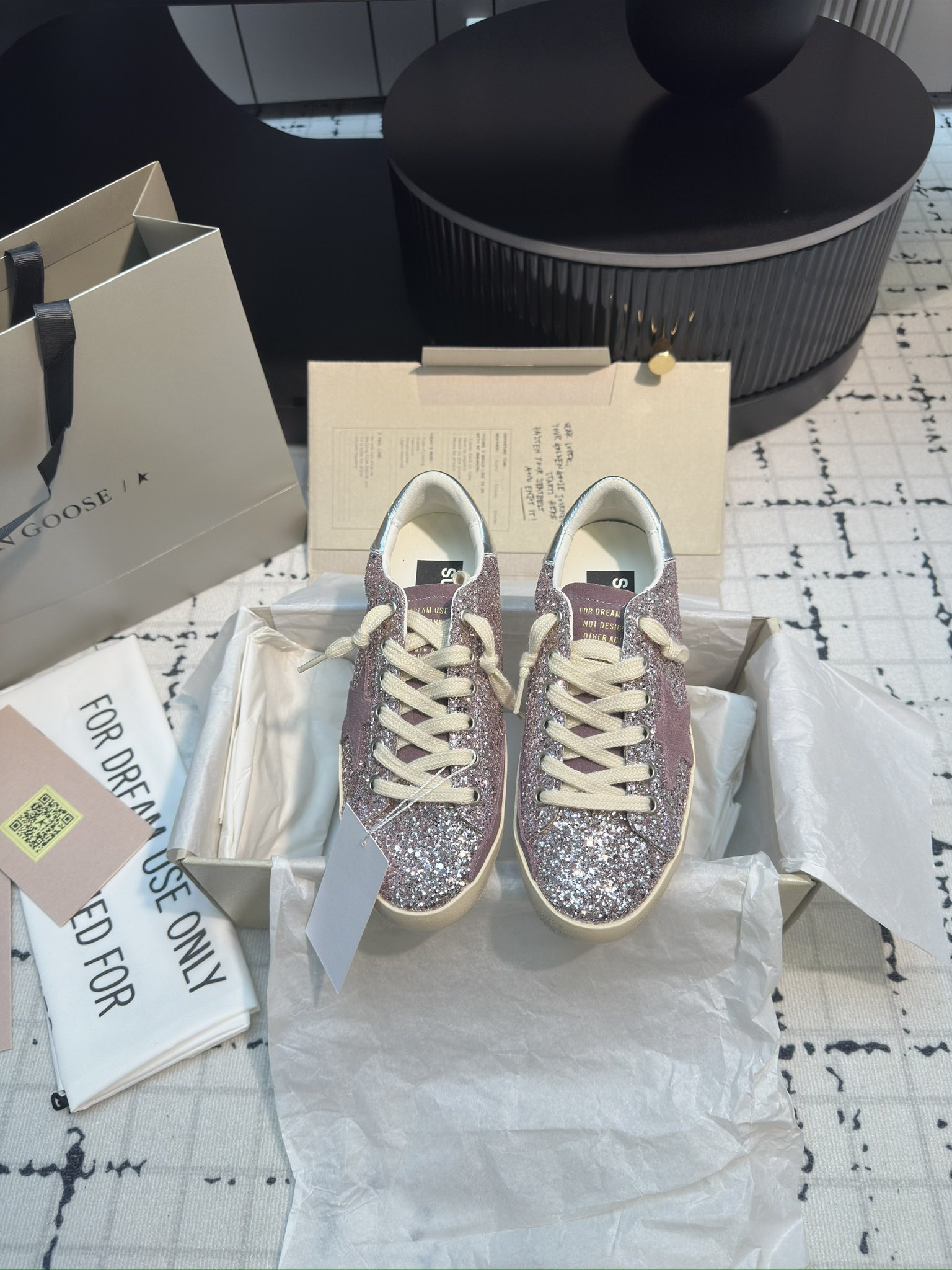 Golden Goose Skateboard Shoes Gold Red White Cowhide TPU