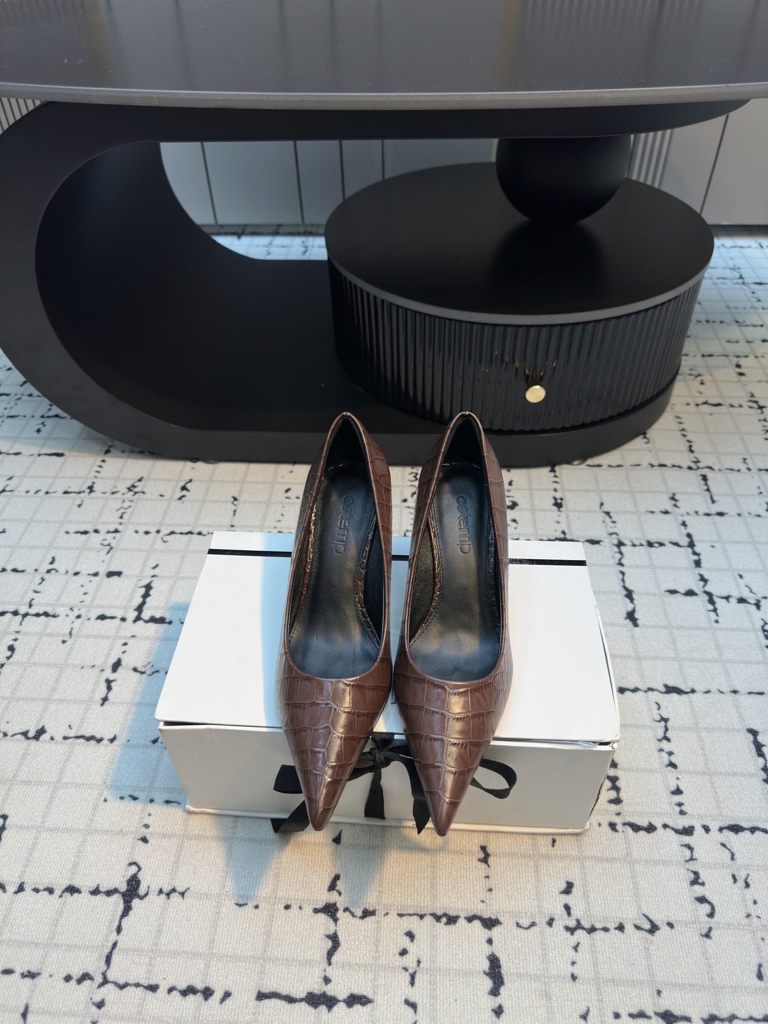 Cotemp 110FW Pointy Shoe Series: Silk Embroidered Heels with Metallic Shine - 图片 7