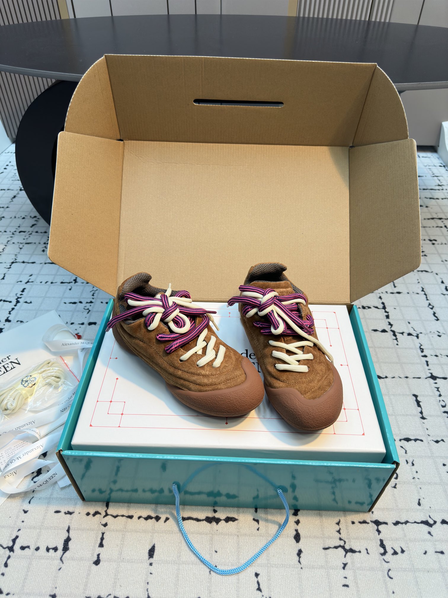 Alexander McQueen Flexion Sneakers: Off-White Leather, Lightweight Sole Shoes 2 i1729770045 4313 4