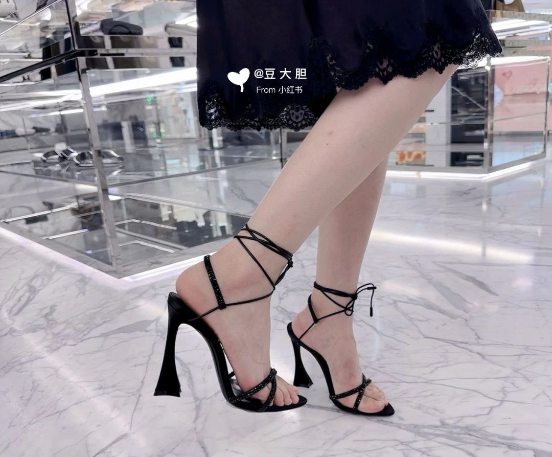 NO:243612,Pictures of feet, sandals, sandals19860909上脚图,凉鞋,sandals,Women's Shoes