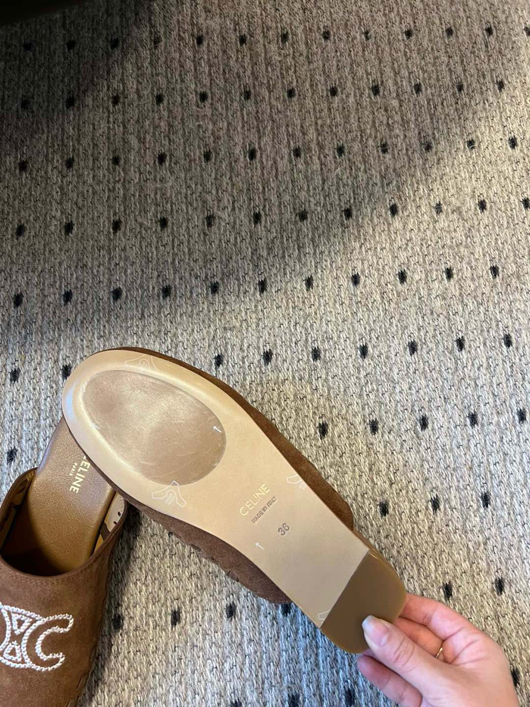 Celine Triomphe Embroidered Suede Mules, Retro Slip-Ons for Women 8 i1736072733449 298 0 5