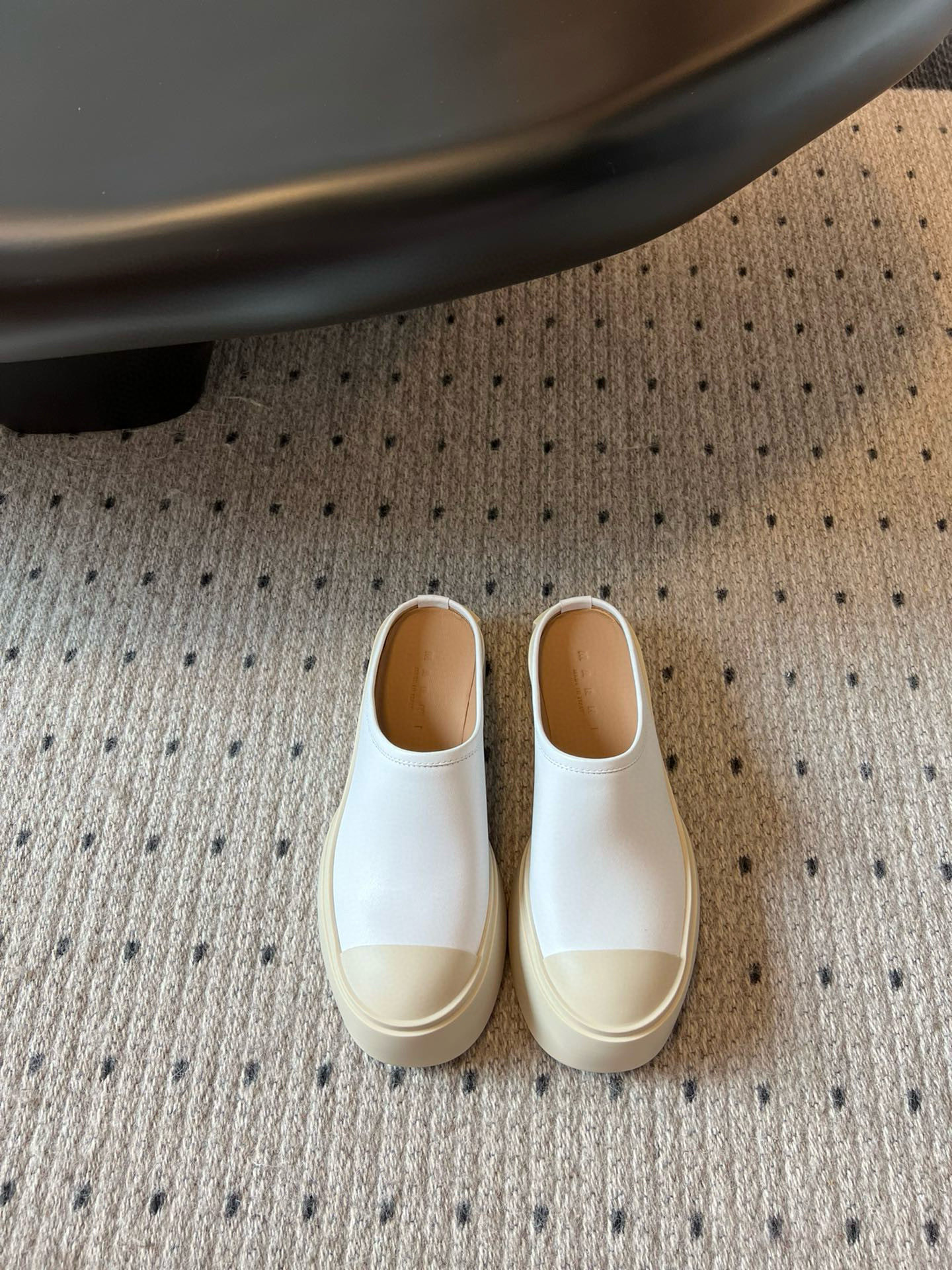 Marni 25 New Thick Bottom Half Slippers: Stylish and Convenient 4 i1740308505972 1136 0 0
