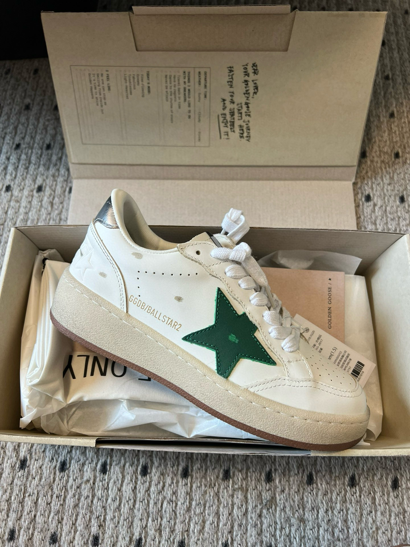 NO:416528,Ballstar-2 generation thick-sole apricot color purchasing version. Low-end Don't Disturb GGDB BALL STAR series 25ss hot couple's thick-sole. Celebrity private server demonstration × It's so versatile!  No need to worry about washing shoes anymore!  The upper is original custom cowhide (the essence of old making) inner towel + cowhide inner cowhide foot pad, original mold opening 2.5cm high-rise latex insole, irregular hand-polished torn upper, even the soles are polished and worn. Size women 35-41, men 40-46 (men's size is expensive 40. Men's size is customized to only adjust the upper and lower sizes, 41. 46 custom made not return or exchange), casual shoes/sports shoes, sneakers, cowhide19860909ballstar-2代厚底杏色代购版本.低端勿扰 GGDB BALL STAR 系列25ss爆款情侣款厚底 明星私服上脚示范 ×就是这么百搭 ！再也不用担心洗鞋的问题啦！ 鞋面原版定制牛皮（做旧精髓所在）内里毛巾+牛皮内里牛皮垫脚,原版开模2.5cm内增高乳胶鞋垫 不规则手工打磨做破鞋面,就连鞋底也是打磨做旧的 Size女35-41 男40-46（男码贵40.男码定做只调上下码,41. 46订做不退换),休闲鞋/运动鞋,sneakers,cowhide,Women's Shoes