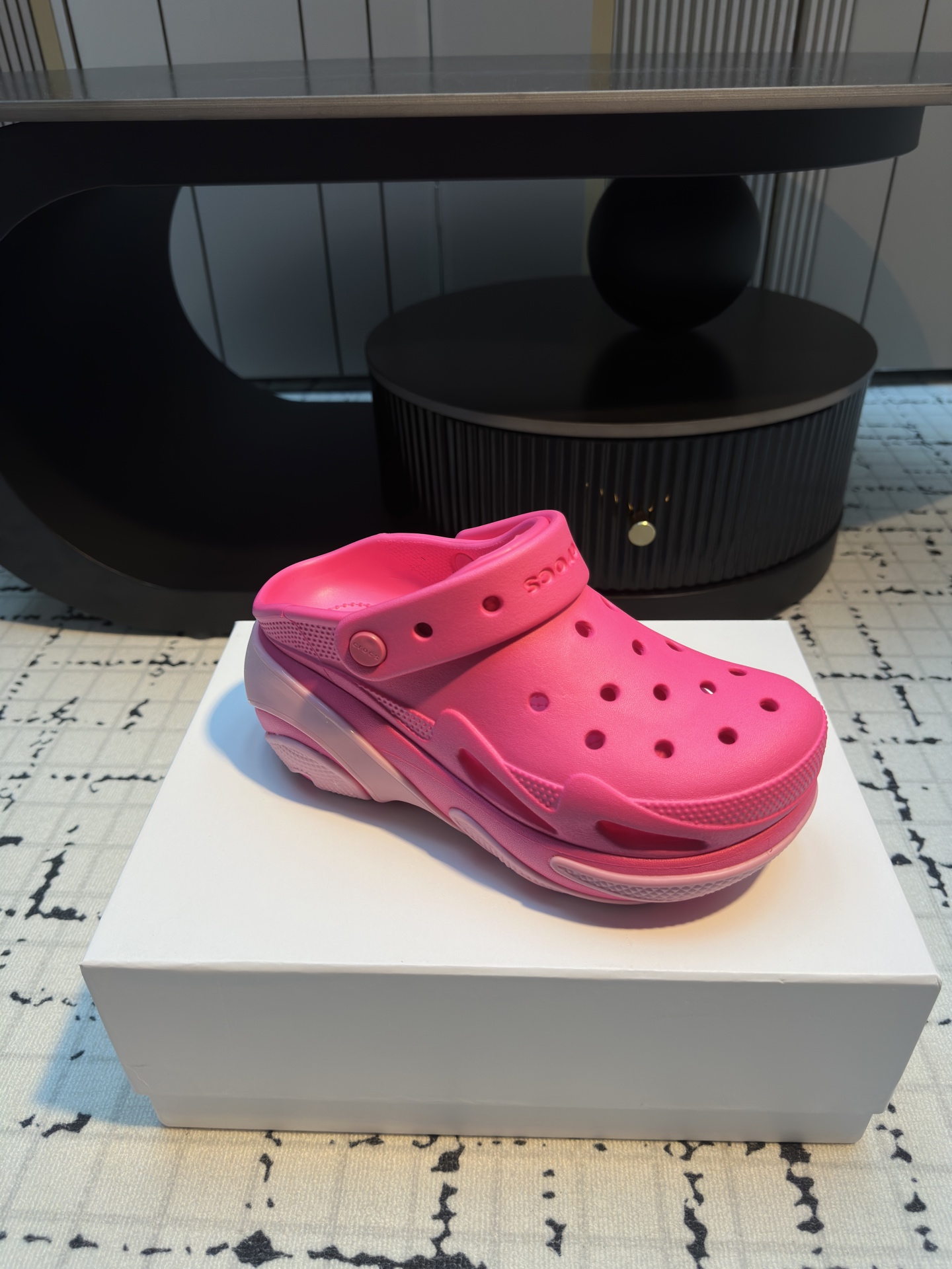 Crocs Casserz 2025: Innovative Eco-Friendly Recreational Shoes for All Seasons - 图片 6