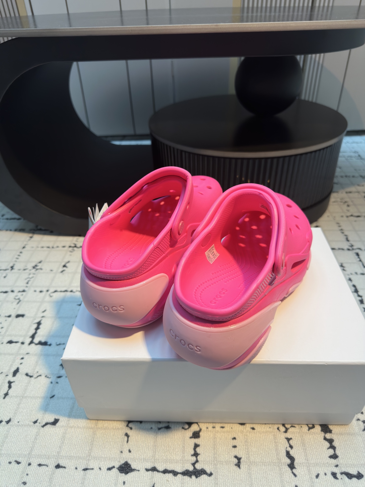 Crocs Casserz 2025: Innovative Eco-Friendly Recreational Shoes for All Seasons - 图片 4
