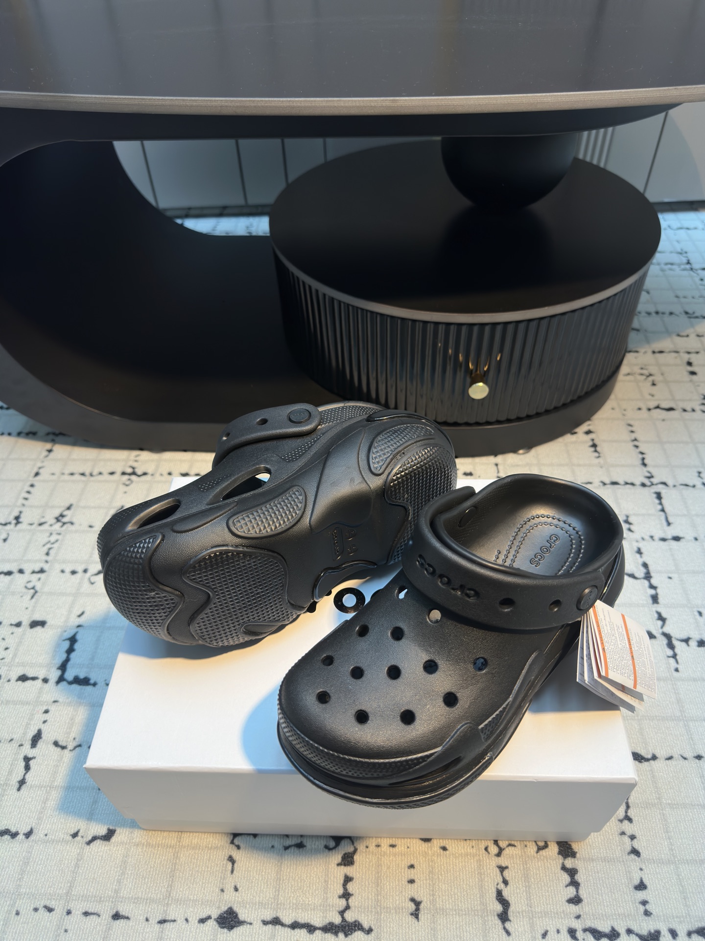 Crocs Casserz 2025: Innovative Eco-Friendly Recreational Shoes with Zenium Fabric - 图片 6