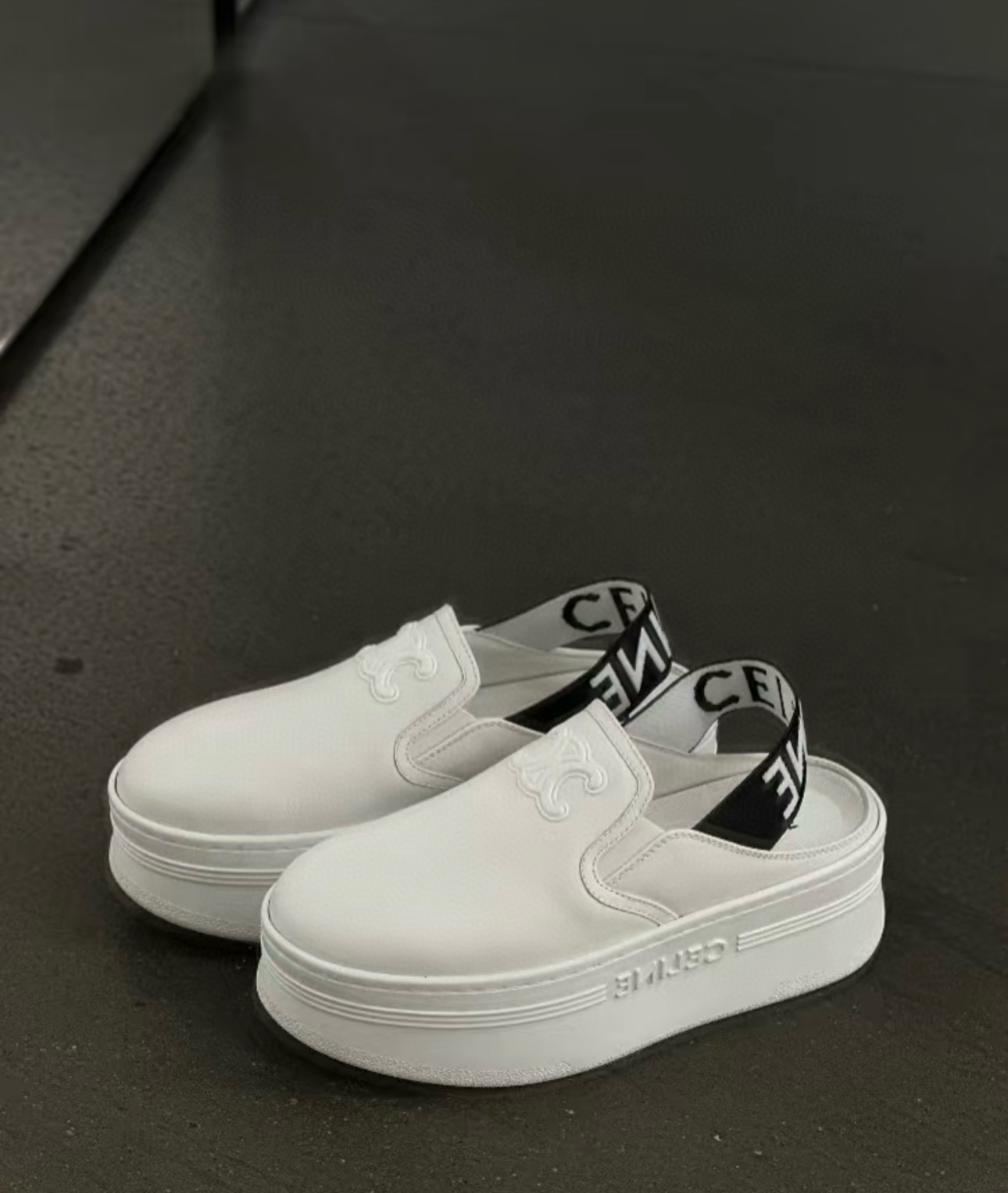 NO:262184,Foot pictures, sponge shoes19860909上脚图,松糕鞋,Women's Shoes