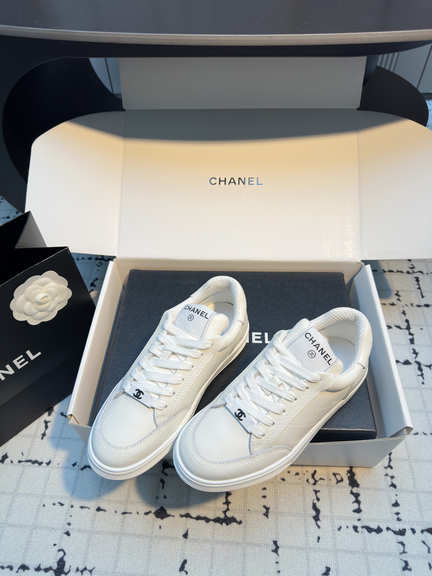 Chanel White Leather Sneakers, Lightweight, Breathable, and Comfortable 4 i1742475158961 2025 0 2