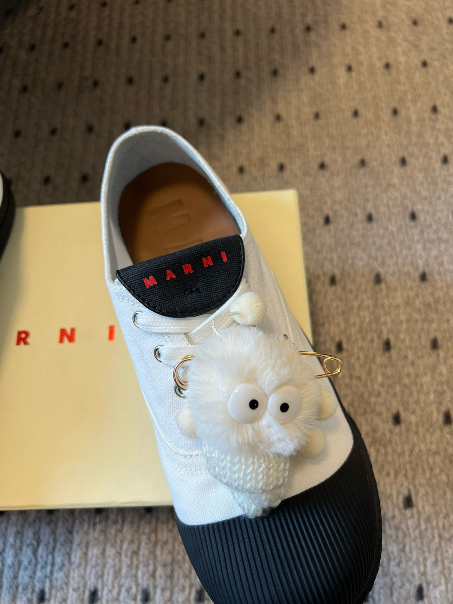 Marni Cotton Wave Sneakers - Lightweight Canvas Shoes with Leather Insole 6 i1742818474724 2820 0 4