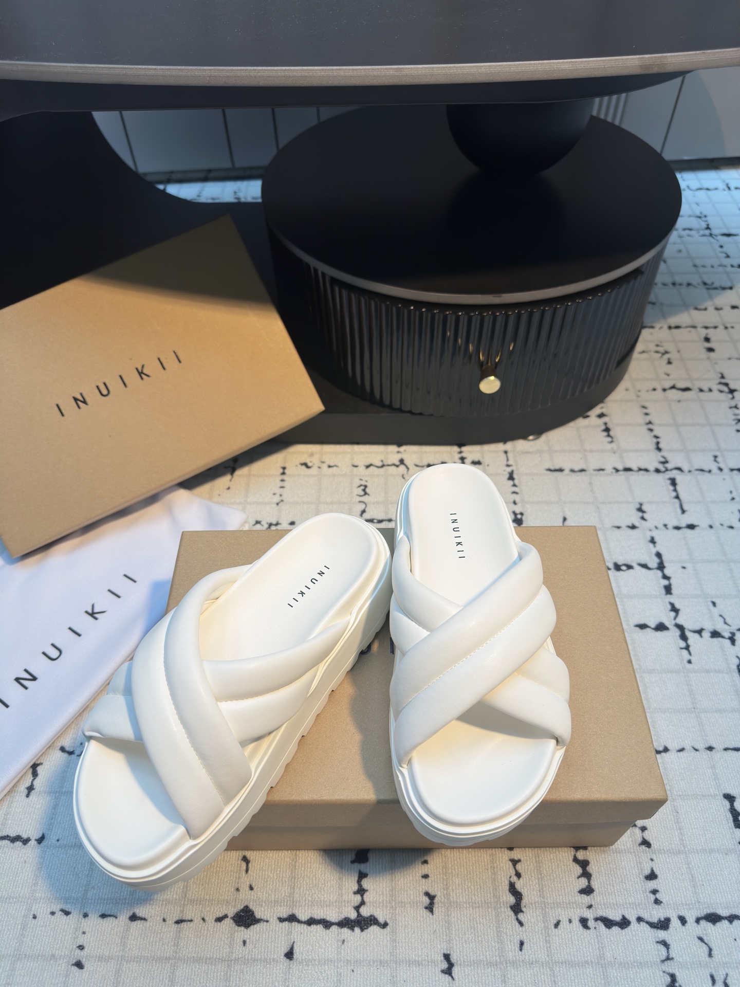 INUIKII2025 Summer Lazy Slippers: Comfort and Style in Traditional Craftsmanship - 图片 4