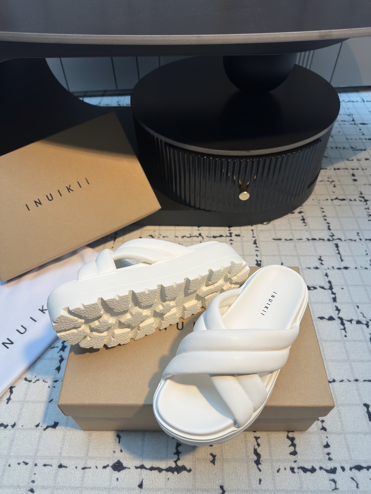 INUIKII2025 Summer Lazy Slippers: Comfort and Style in Traditional Craftsmanship - 图片 7