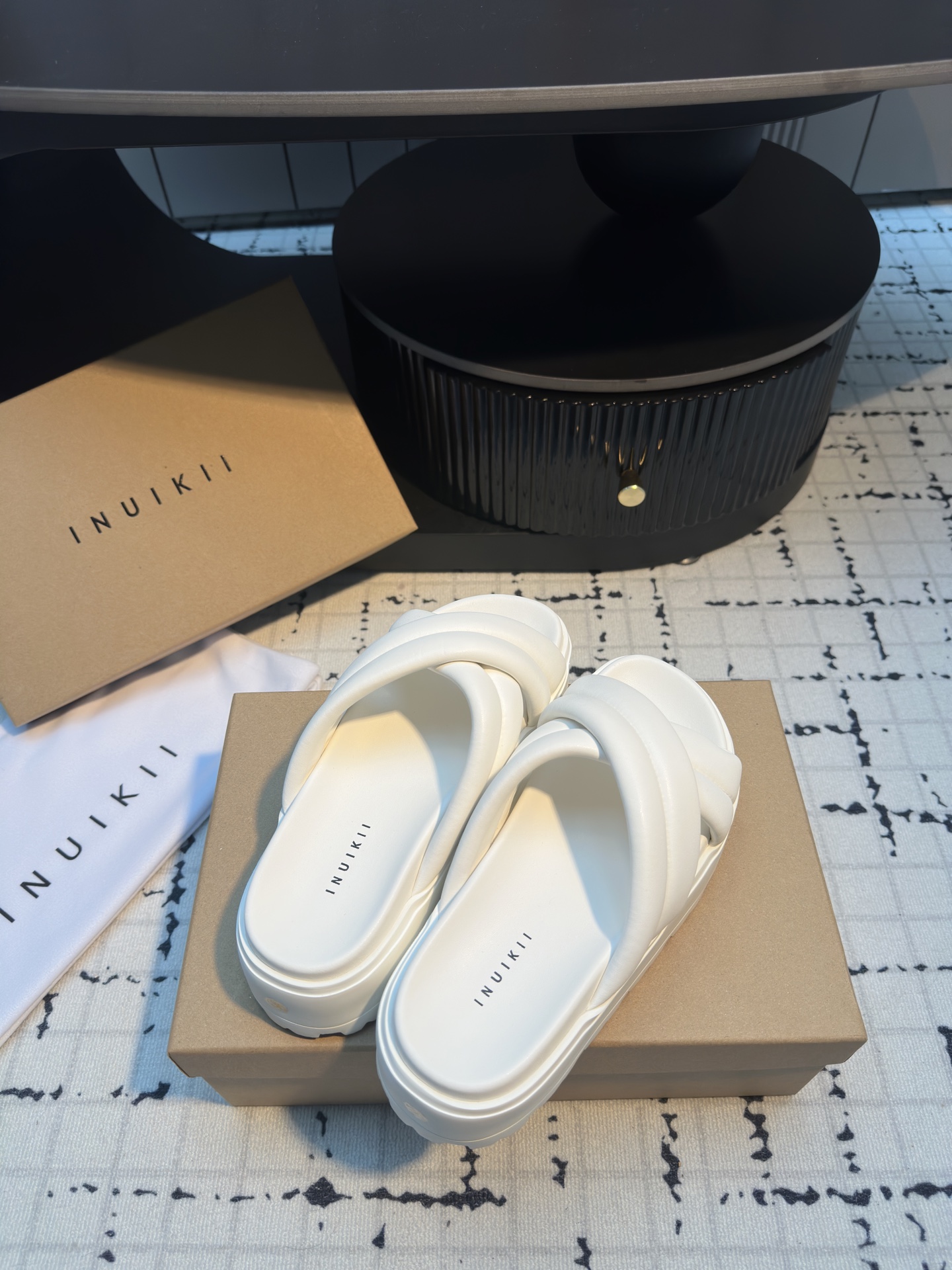 INUIKII2025 Summer Lazy Slippers: Comfort and Style in Traditional Craftsmanship - 图片 6