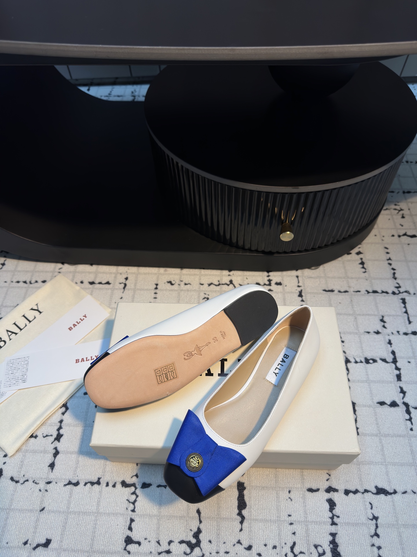 BALLA25S Ballet Flats with Bow, Leather Upper, Square Toe, and Buckle Detail 7 i1745319984975 4479 0 5