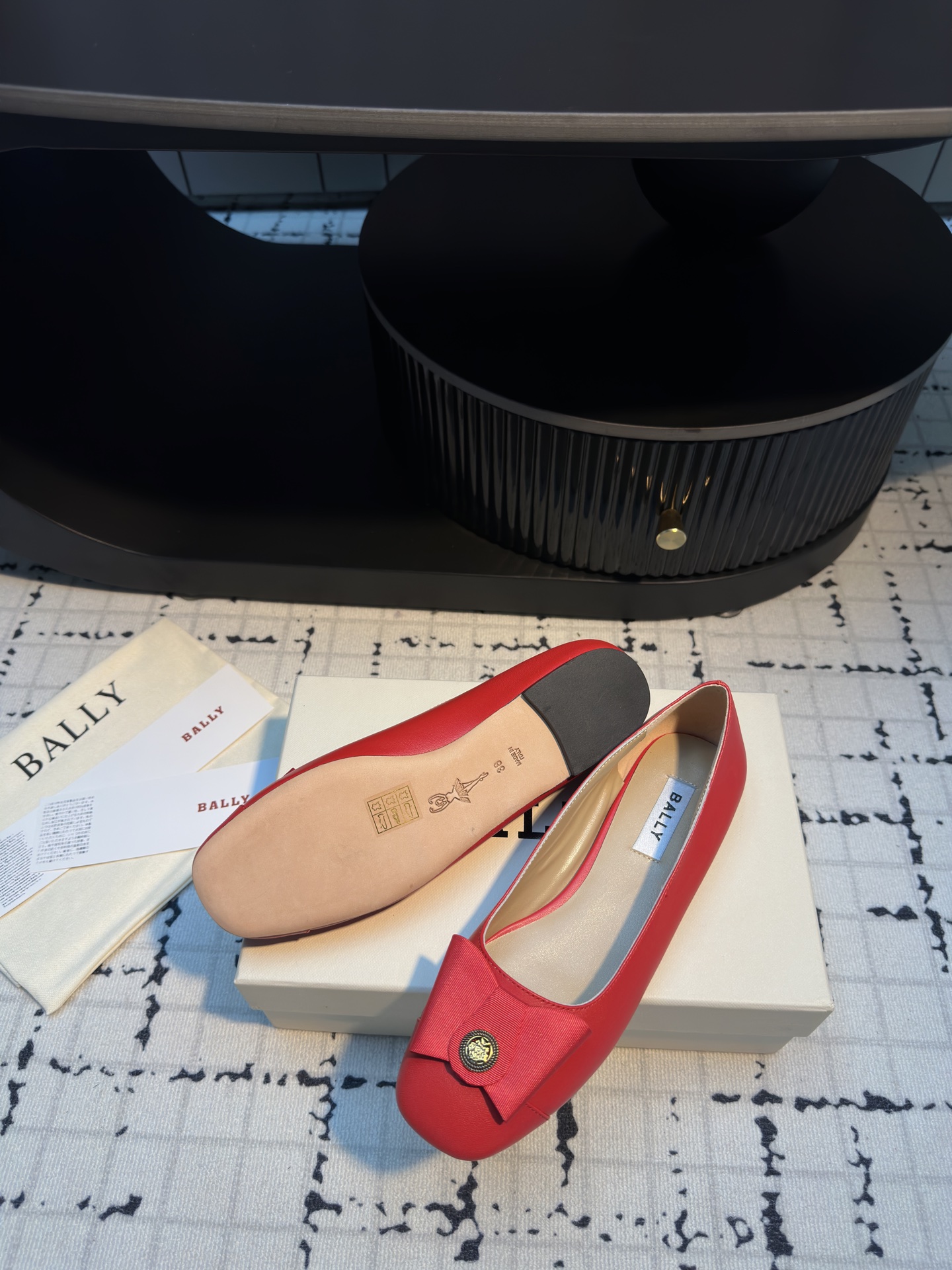 Bally BALLA25S Red Leather Ballet Flats with Bow Accent and Square Toe 7 i1745321994856 6220 0 5