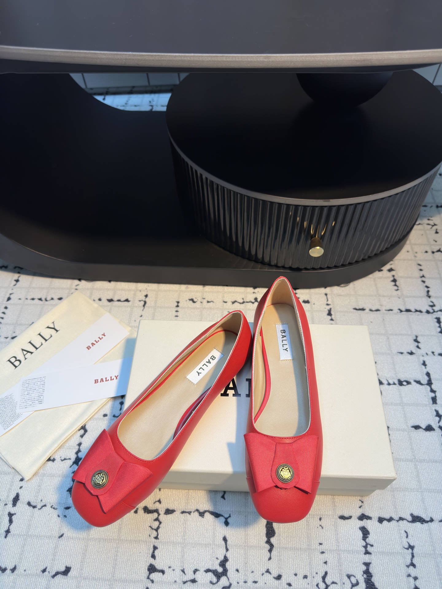 Bally BALLA25S Red Leather Ballet Flats with Bow Accent and Square Toe 5 i1745321994857 739 0 3
