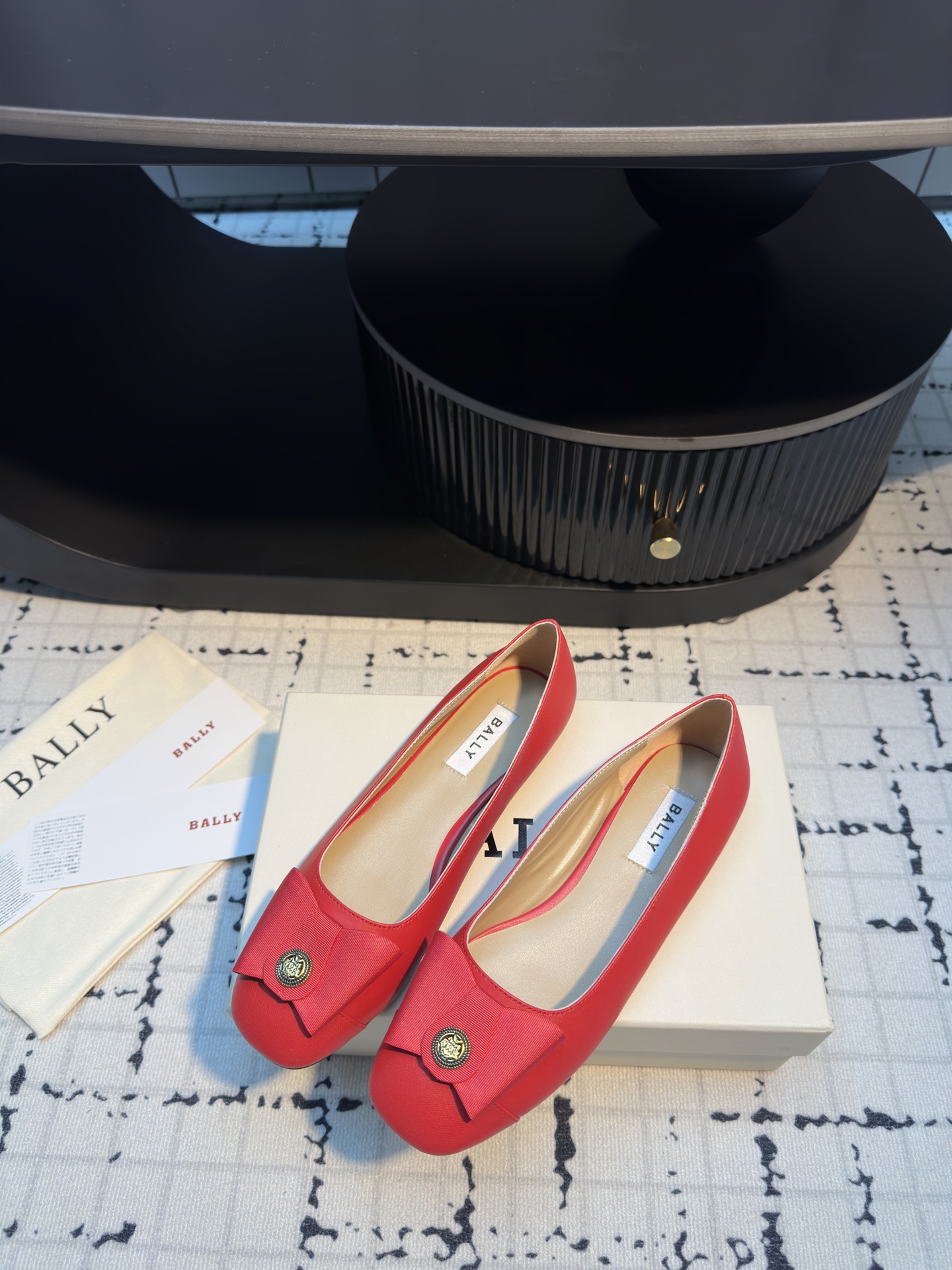 Bally BALLA25S Red Leather Ballet Flats with Bow Accent and Square Toe 4 i1745321994857 9096 0 2