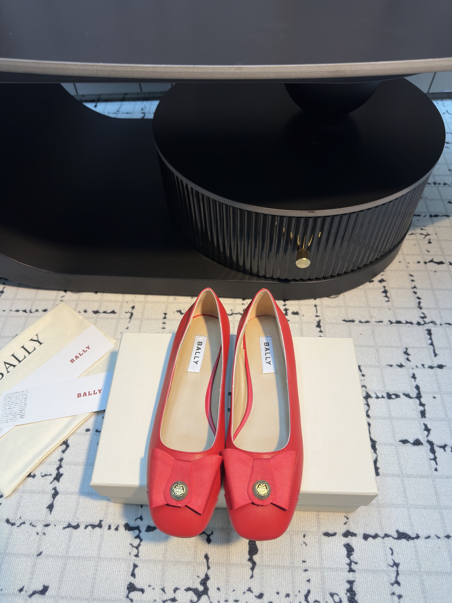 Bally BALLA25S Red Leather Ballet Flats with Bow Accent and Square Toe 3 i1745321996936 2258 0 0