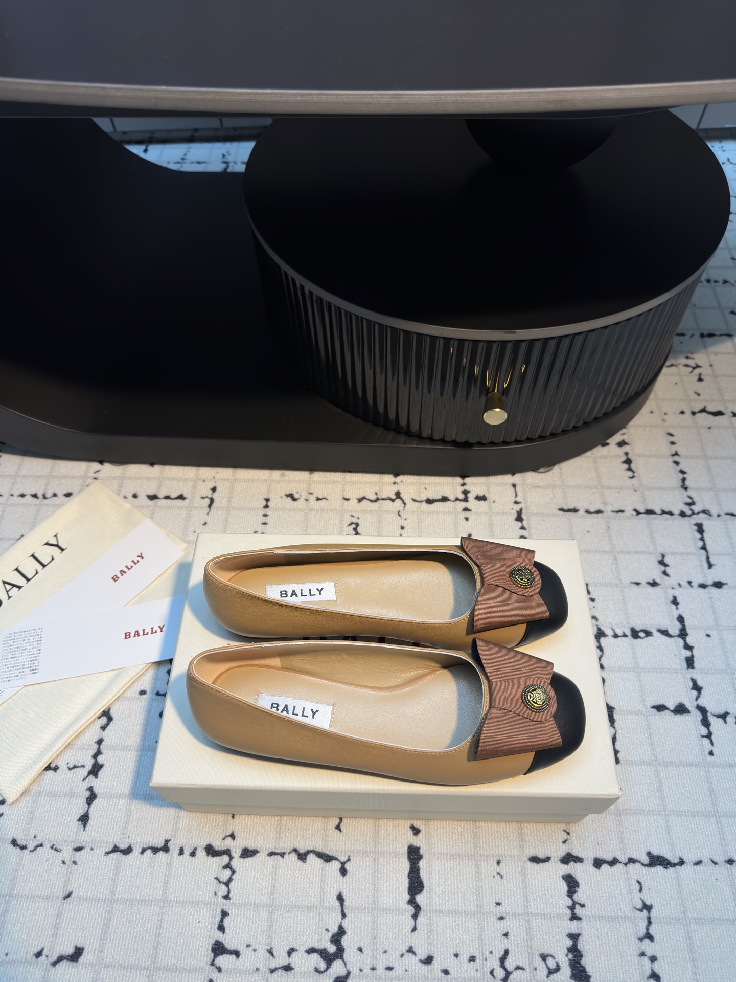 Bally Women's Leather Ballet Flats with Bow Detail - Elegant and Comfortable 6 i1745322007493 8801 0 4