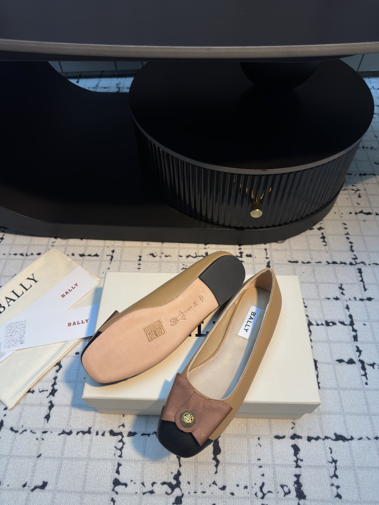 Bally Women's Leather Ballet Flats with Bow Detail - Elegant and Comfortable 7 i1745322008975 7392 0 5