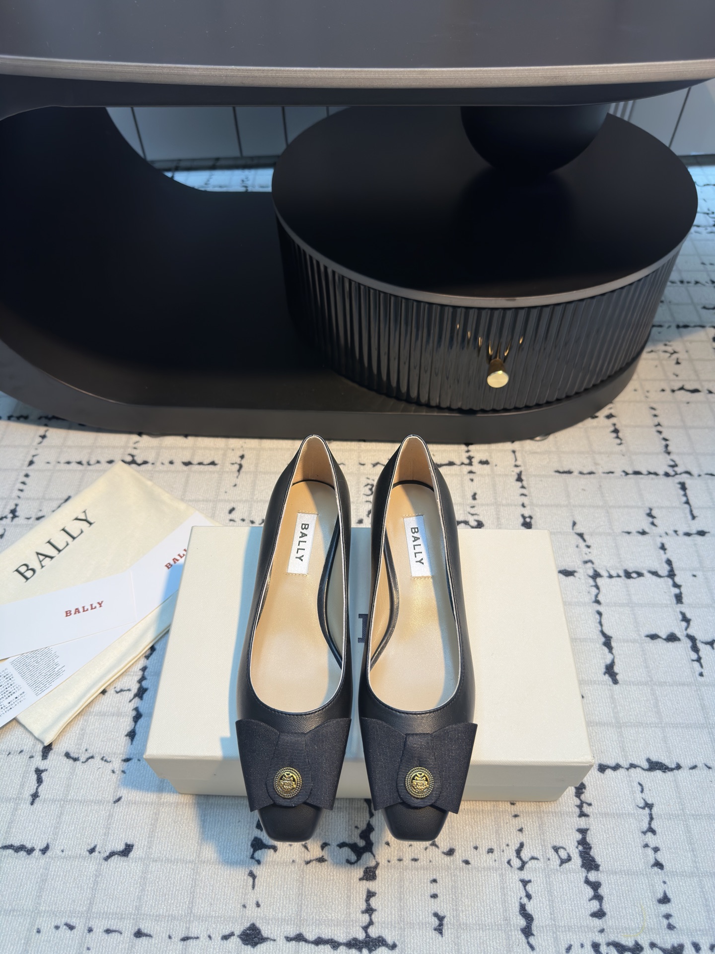 Bally BALLA25S Bow Leather Pumps, Square Toe, French Buckle, Comfortable 3 i1745322152263 1351 0 0