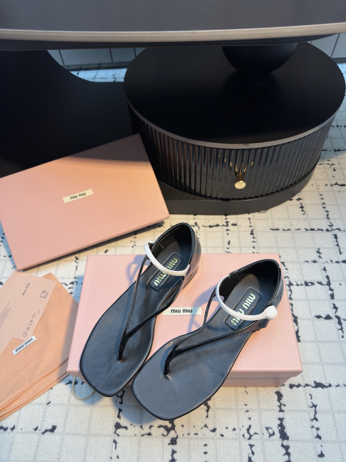 Miu Miu Mary Jane Flip-Flop Sandals: Runway-Ready Style & Comfort 4 i1745401424372 2323 0 2