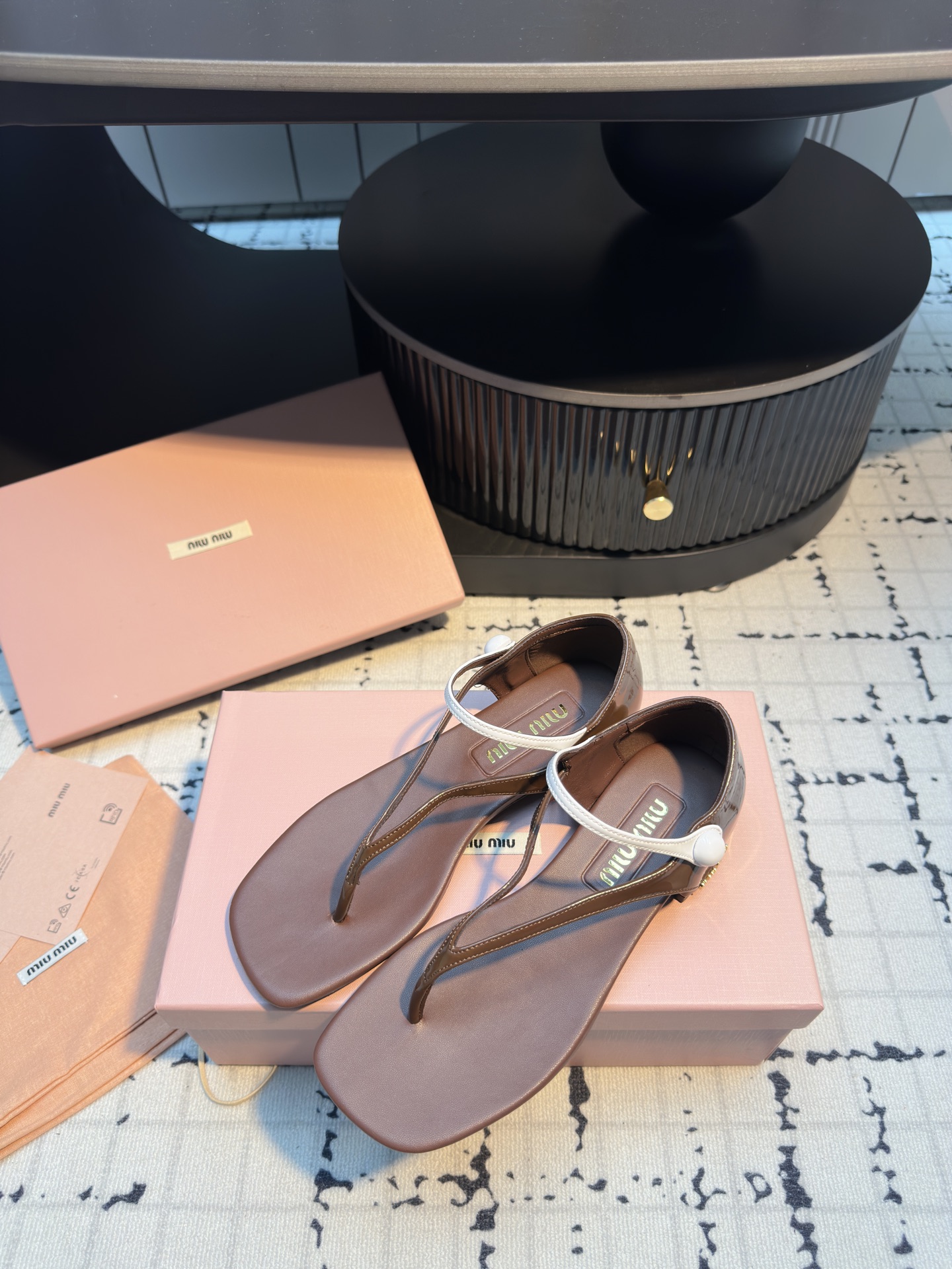 Miu Miu Mary Jane Thong Sandals - 2024 Spring/Summer Collection 4 i1745401724301 4504 0 2