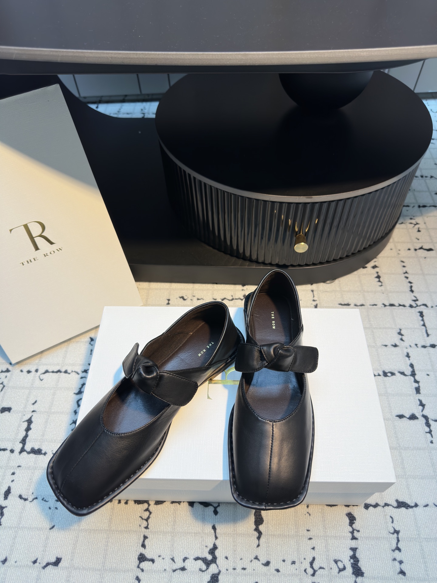 The Row Women's Leather Square-Toe Bow Mary Jane Ballet Flats 5 i1746610461103 1967 0 3